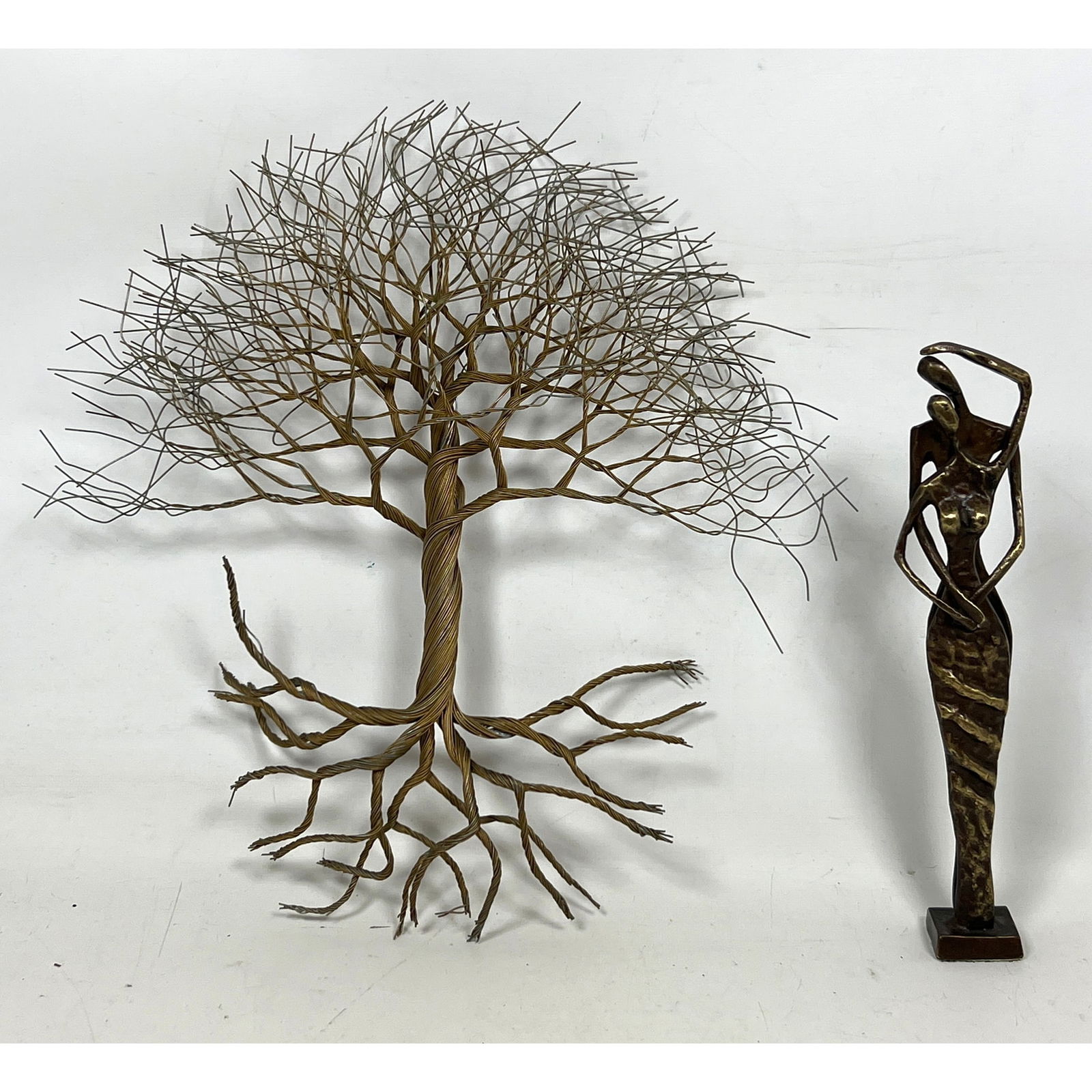 2pcs Modernist Sculptures. Woven Metal Wire Figural Tree Sculpture and Standing lovers.: 2pcs Modernist Sculptures. Woven Metal Wire Figural Tree Sculpture and Standing lovers. Dimensions: Height: 15 inches, Width: 15 inches, Depth: 1 inches. - Additional Dimensions: Statue H: 11 inches,