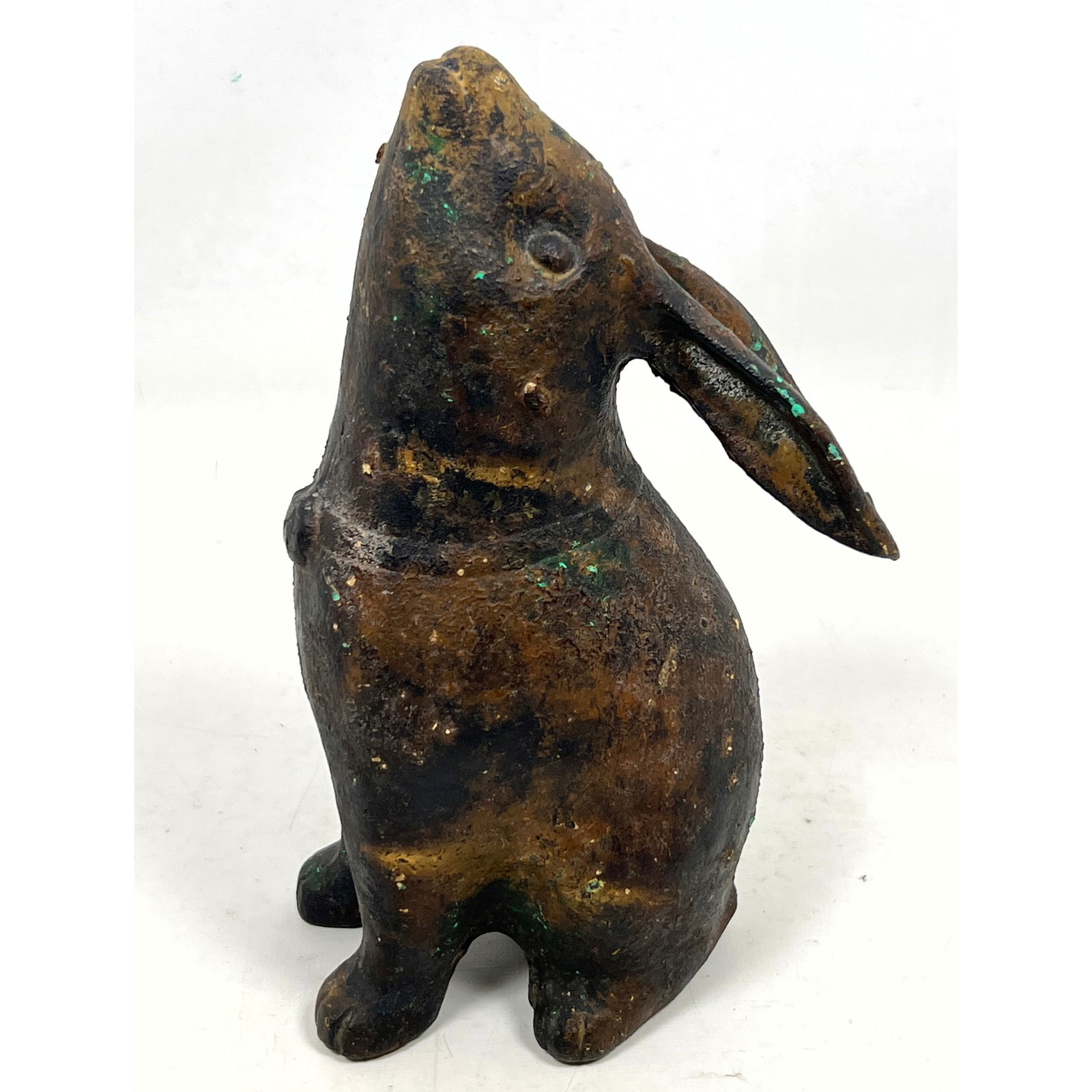 Japanese moon gazing hare rabbit Sculpture. Iron.: Japanese moon gazing hare rabbit Sculpture. Iron. Dimensions: Height: 8.75 inches, Width: 5.5 inches, Depth: 3.5 inches. --- US Packing and Shipping charge: In house shipping available. Will be calcul