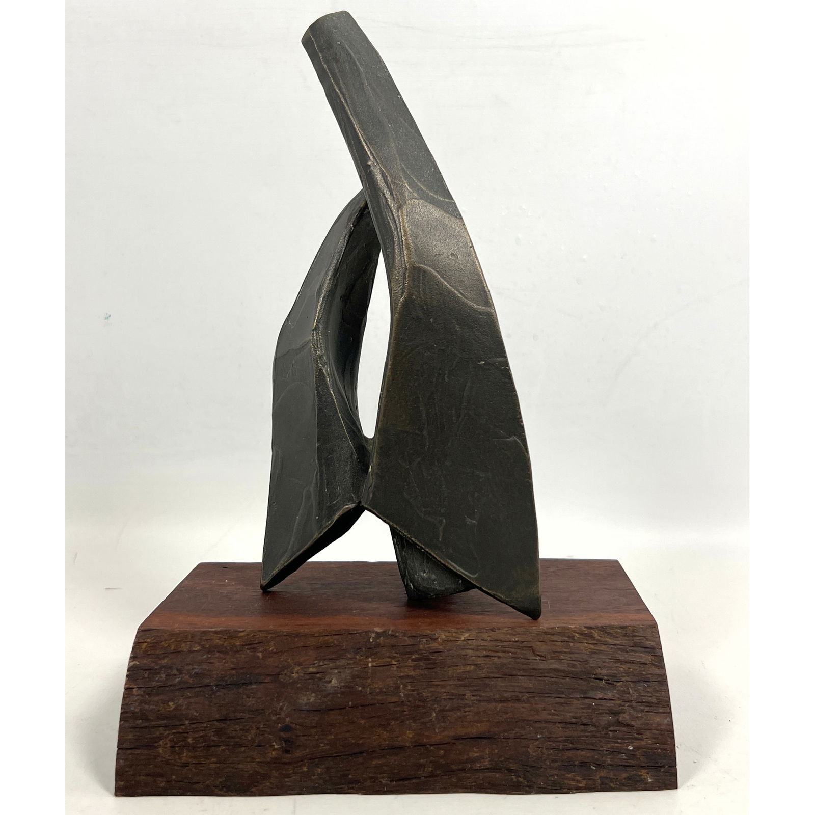 K Nash Abstract Modernist Bronze on Hewn Walnut Wood Base Table Sculpture. Signed, Number 95/200 (1 of 12)