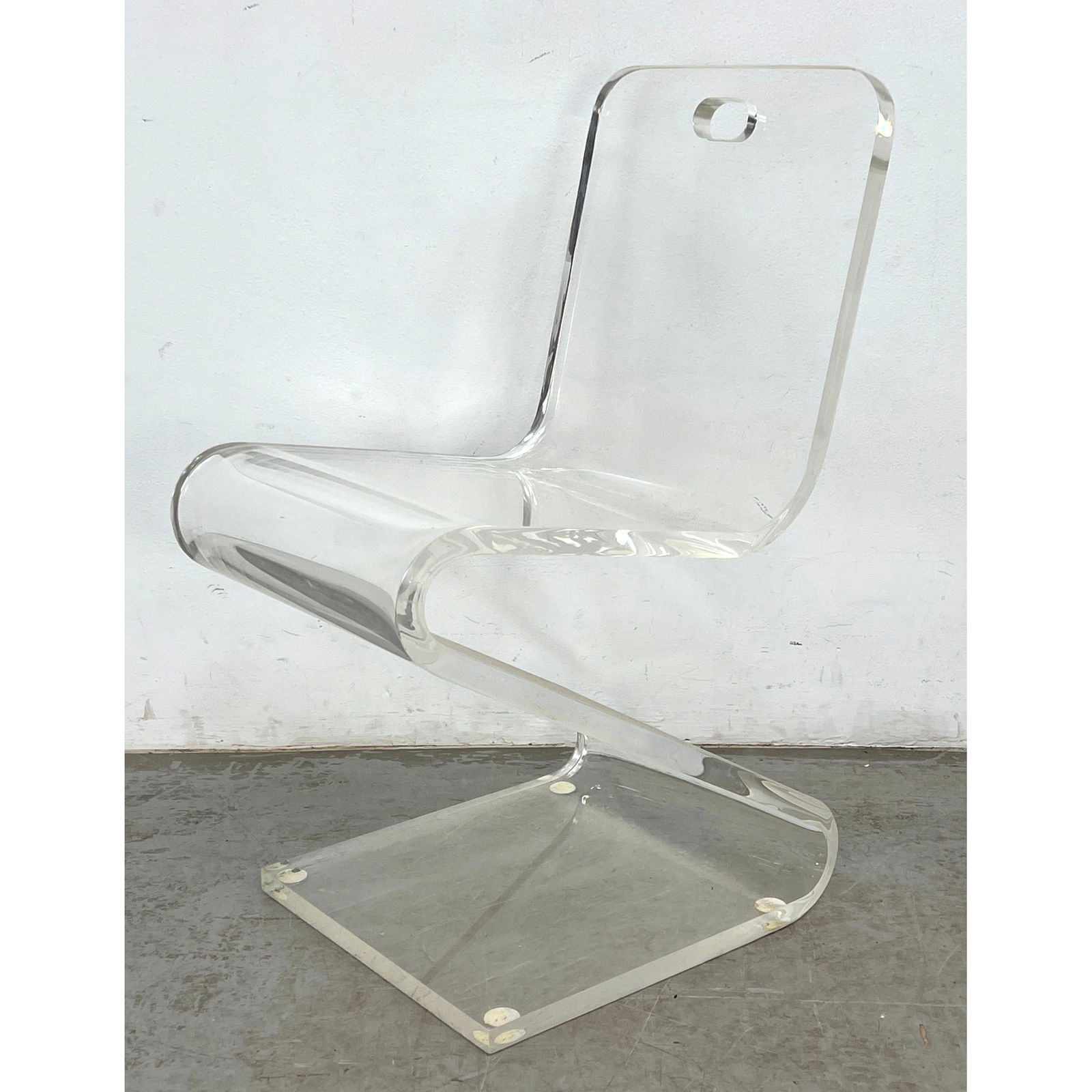 Mid Century Modern Lucite Z Chair: Mid Century Modern Lucite Z Chair Dimensions: Height: 32 inches, Width: 16 inches, Depth: 19 inches. - Seat Height: 17.5 inches ---