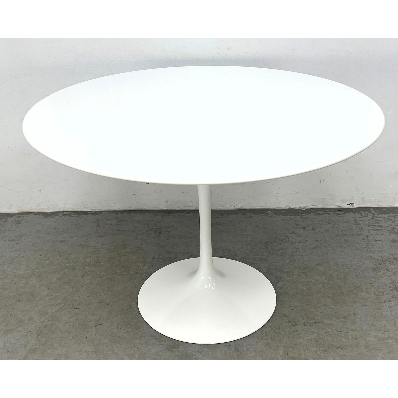 Mid Century Eero Saarinen for Knoll Studio Pedestal Dining Table. marked (1 of 7)