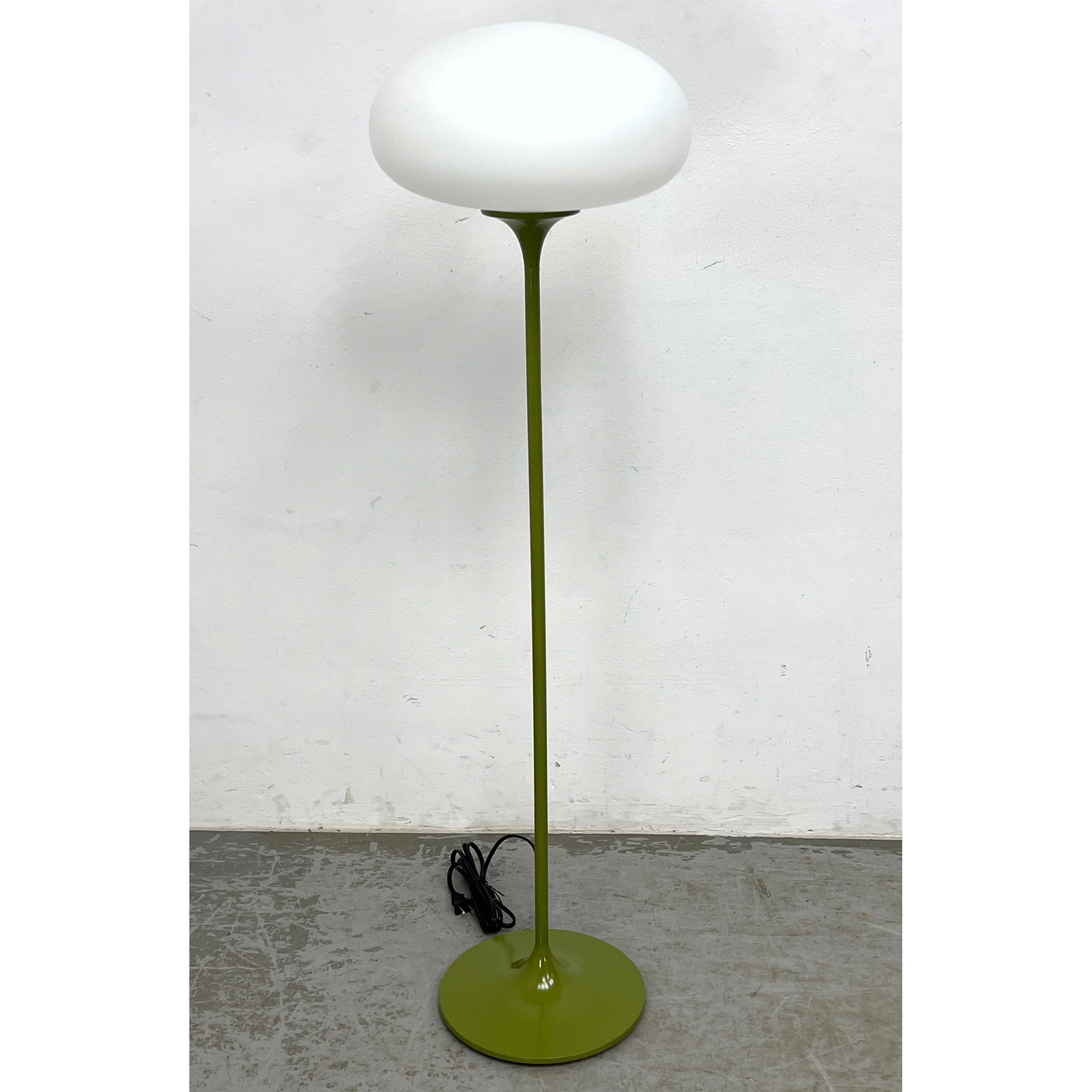 DESIGNLINE Olive green Base Glass Mushroom Shade Floor Lamp. Paper Label. StemLite. Contemporary. (1 of 8)