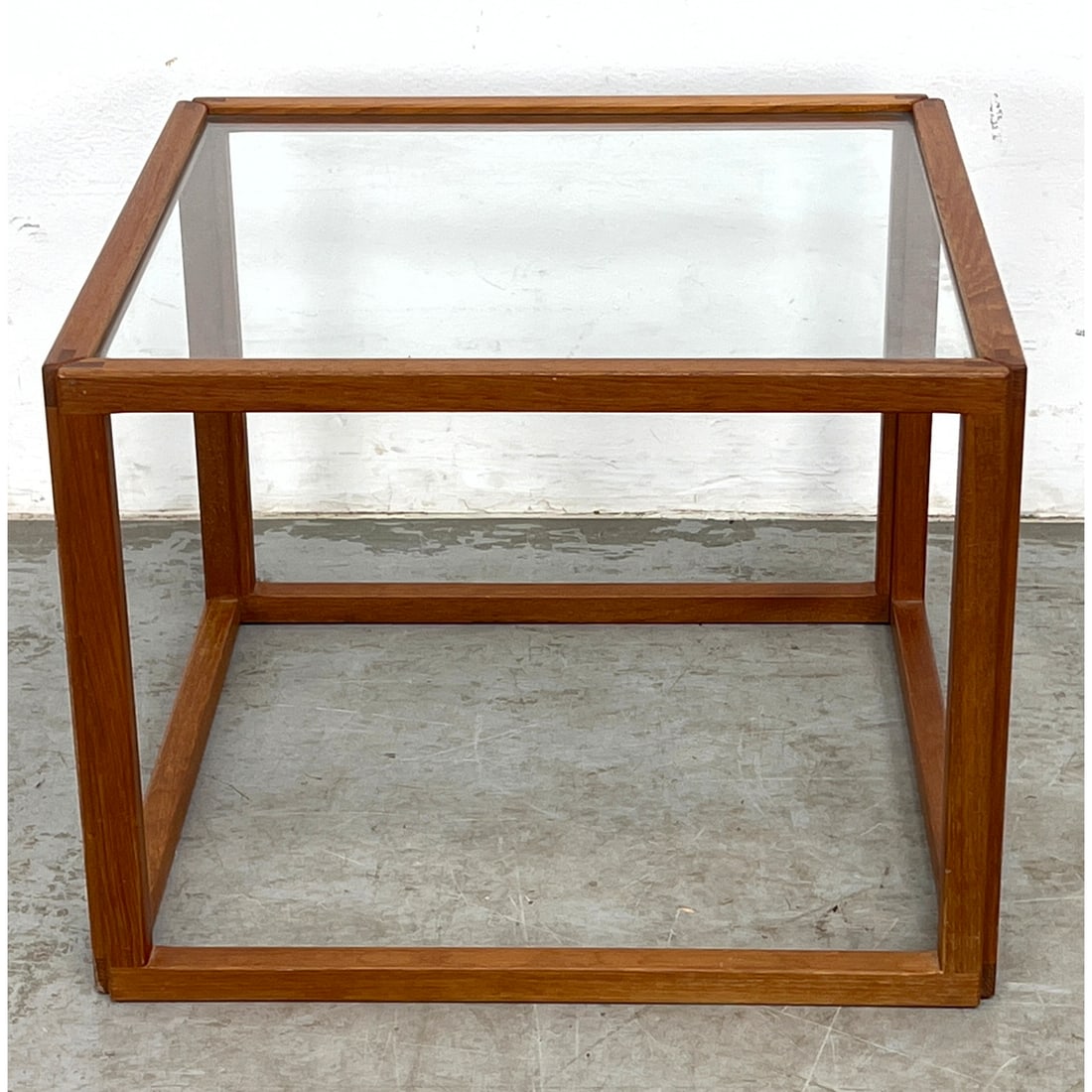 Danish Modern Cube side table designed by Kai Kristiansen,: Danish Modern Cube side table designed by Kai Kristiansen, Dimensions: Height: 13.75 inches, Width: 18.5 inches, Depth: 18.5 inches. ---