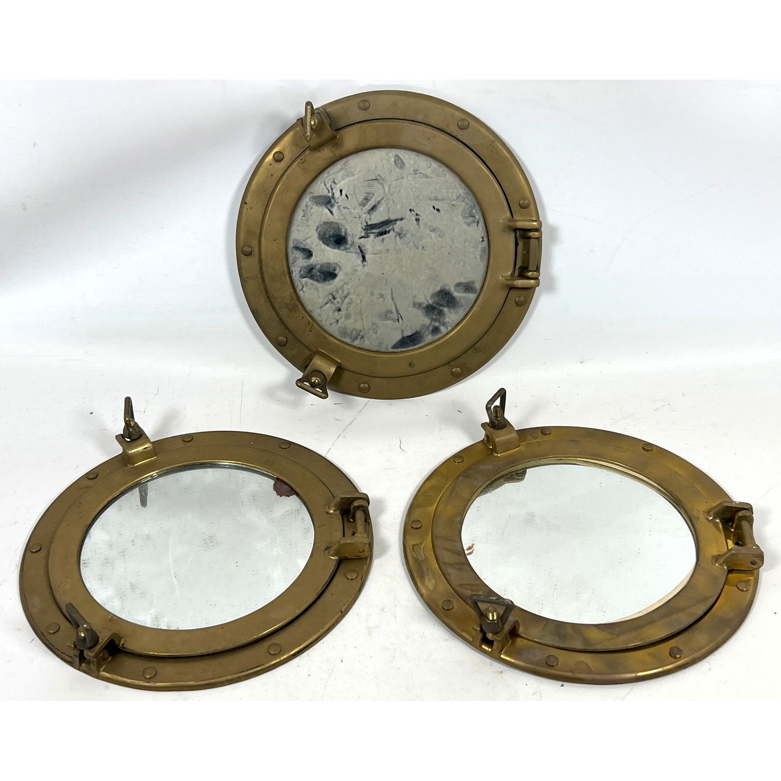 3pcs Contemporary Decorative Brass Port Hole Mirrors. (1 of 13)