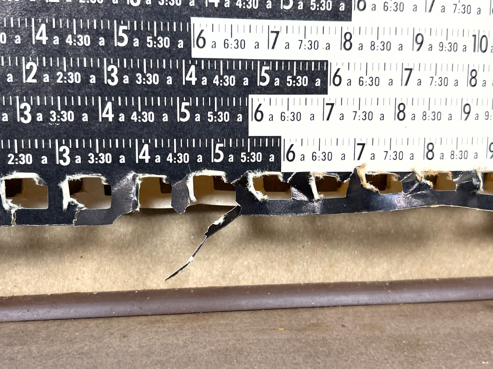 Framed HOWARD MILLER World Clock. - 13