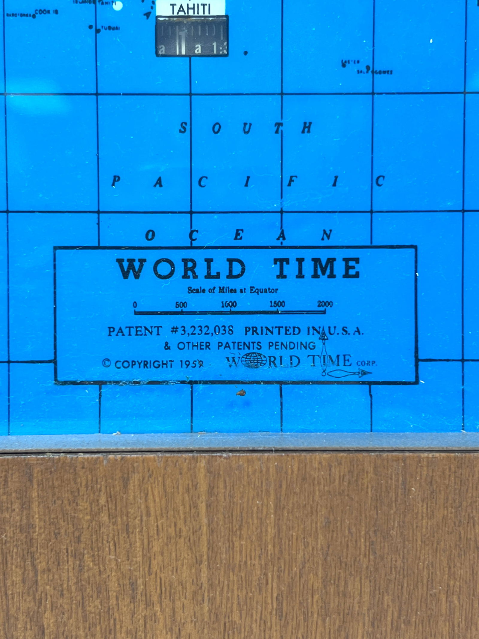 Framed HOWARD MILLER World Clock. - 5