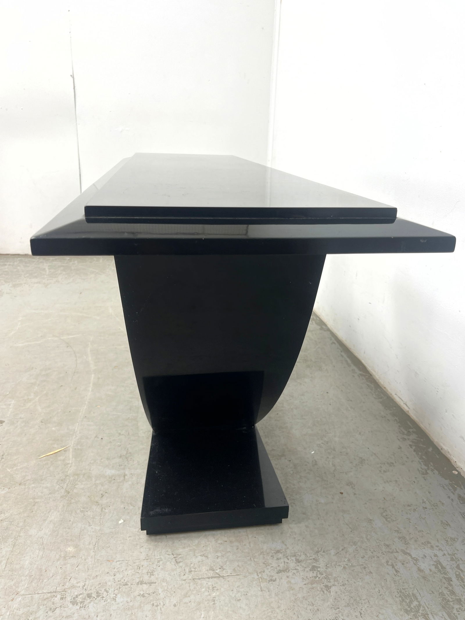 Art Deco Style Black Lacquer Console Sofa Table. - 5