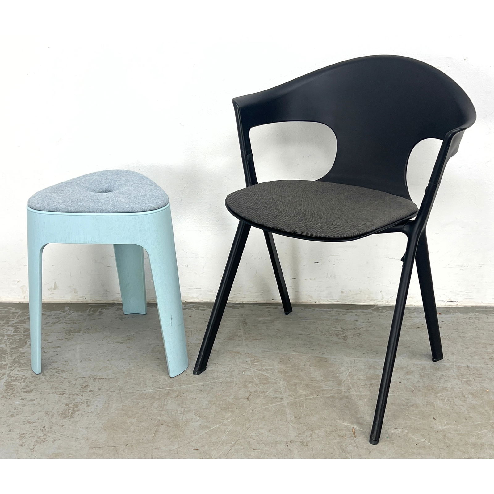 2pcs Allermuir Axyl Armchair designed by Benjamin Hubert and Ooty Stool designed by Smith Matthias: 2pcs Allermuir Axyl Armchair designed by Benjamin Hubert and Ooty Stool designed by Smith Matthias Dimensions: Height: 30.5 inches, Width: 24 inches, Depth: 18 inches. - Seat Height: 19 inches