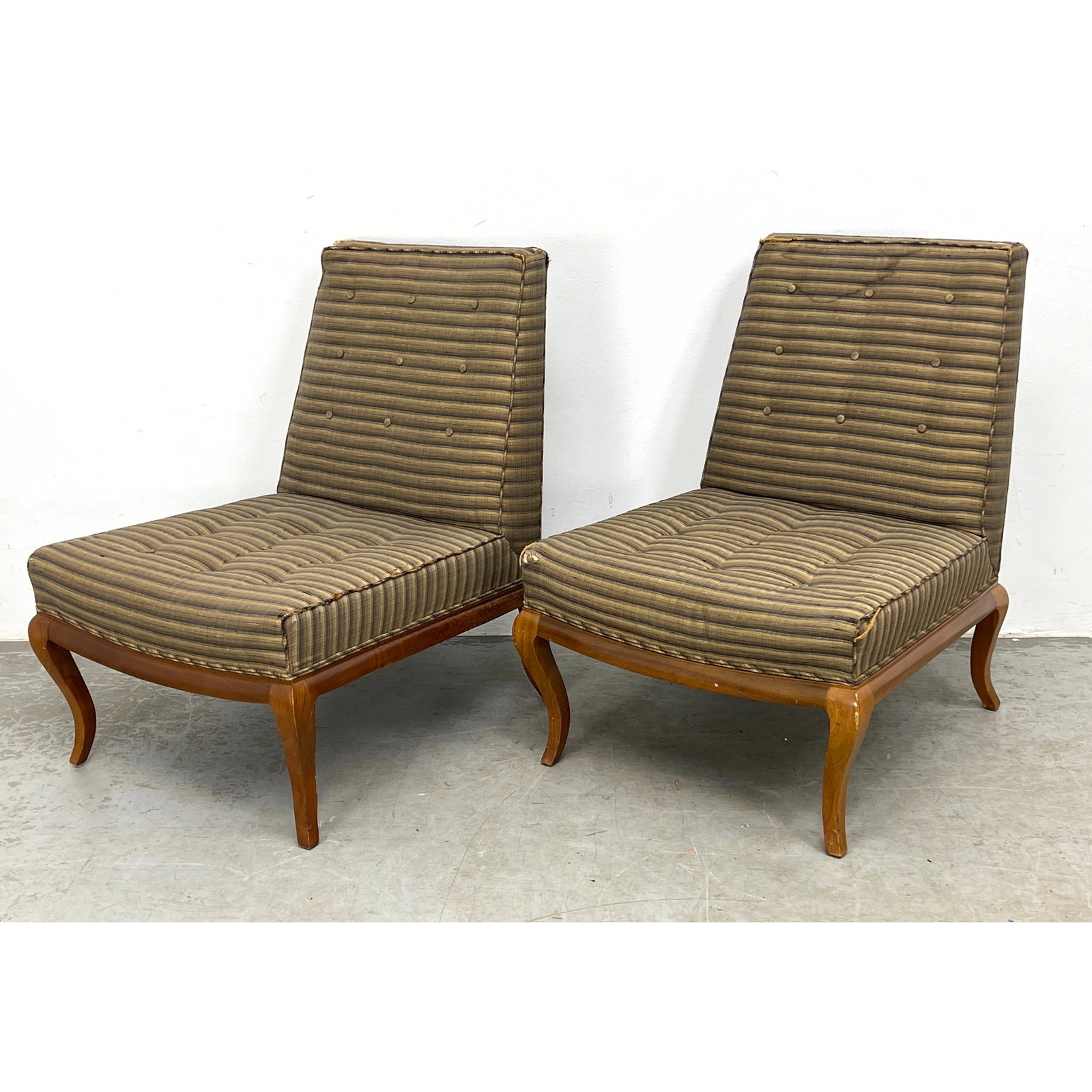 Pair Robsjohn Gibbings style Slipper Lounge Chairs. (1 of 8)