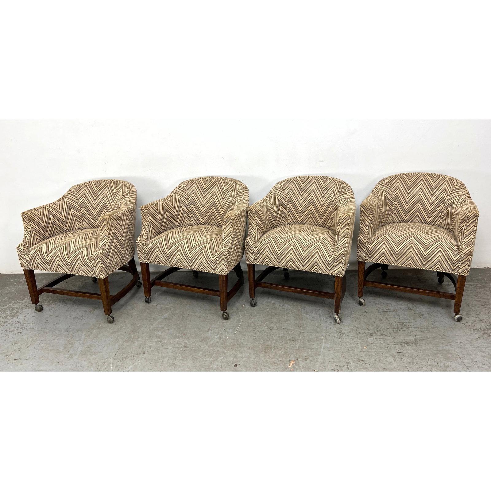 Set 4 Erwin Lambeth, Inc. Barrel Back Chairs on Casters.: Set 4 Erwin Lambeth, Inc. Barrel Back Chairs on Casters. Dimensions: Height: 31 inches, Width: 26 inches, Depth: 26 inches. - Seat Height: 18 inches ---