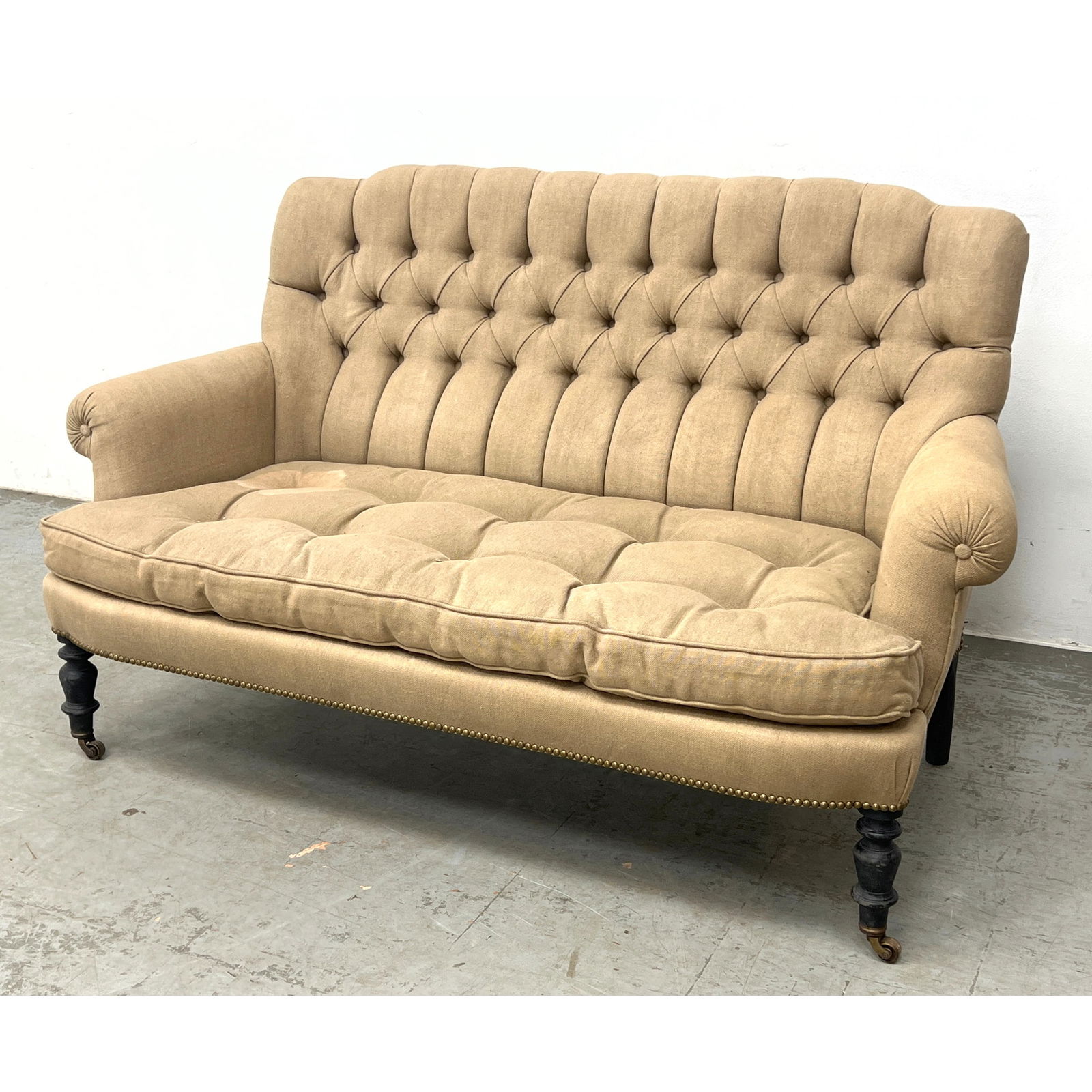 French Napoleon III style Love Seat Sofa. (1 of 8)