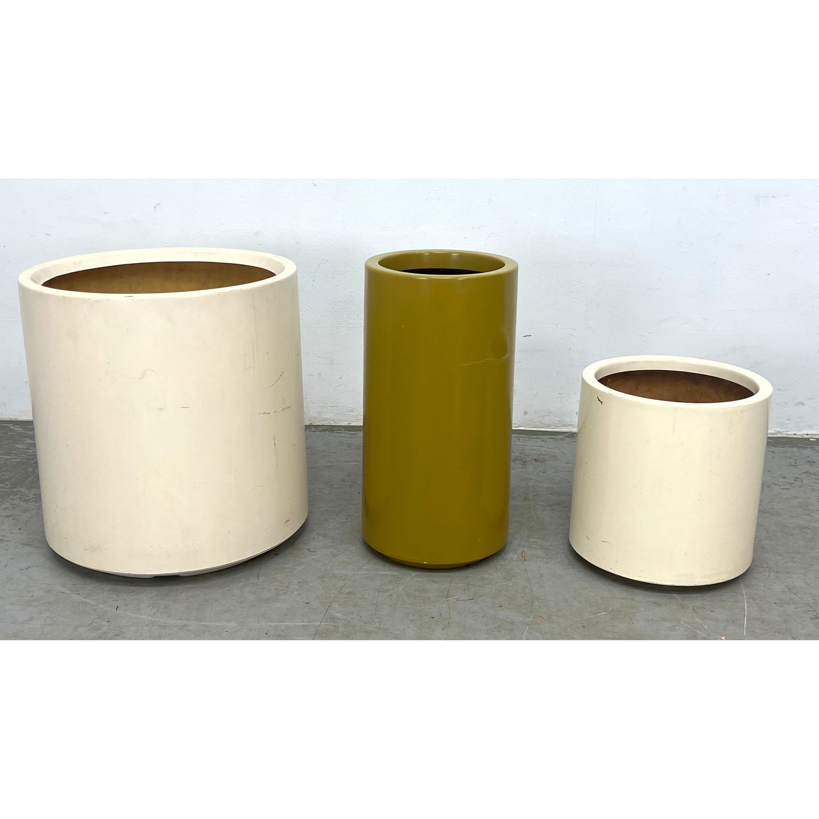 3 Pieces Vintage Mid Century Fiberglass Architectural Pottery Planters and Umbrella Stand. Placet. (1 of 9)