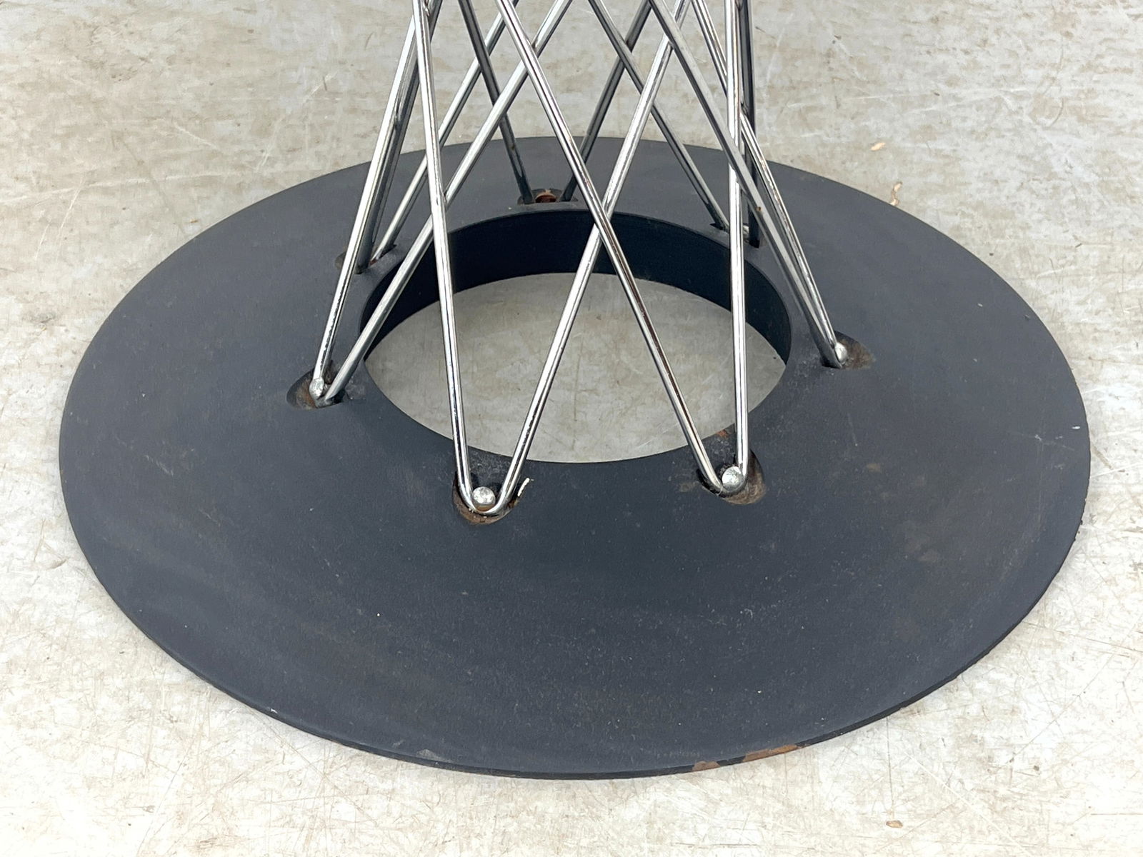 Isamu Noguchi Designed Cyclone Table. Unmarked. - 3