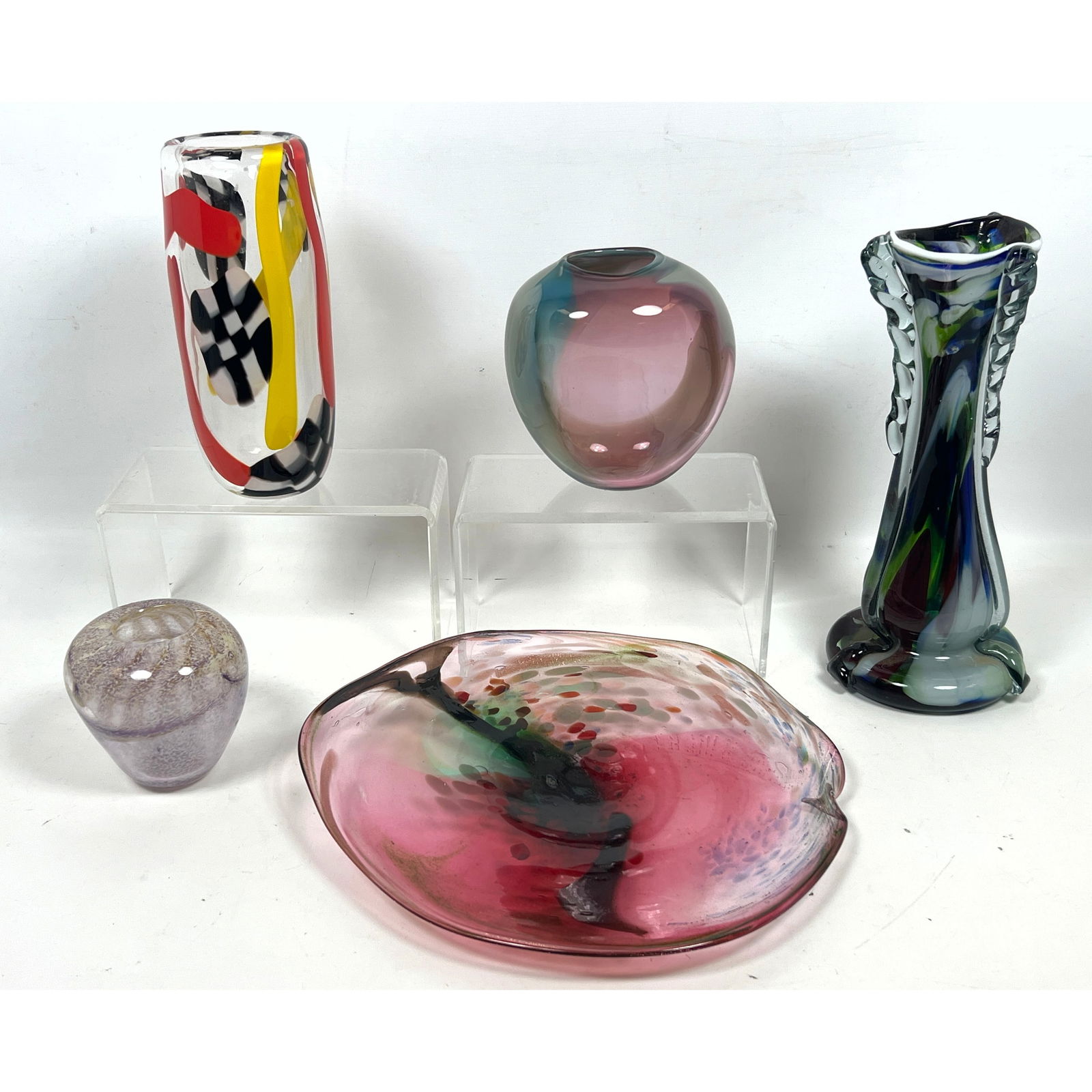 5pc Studio Art Glass Pieces. 2 Small Vases. 2 Taller Vase. Low shallow bowl. 1 Signed. (1 of 16)