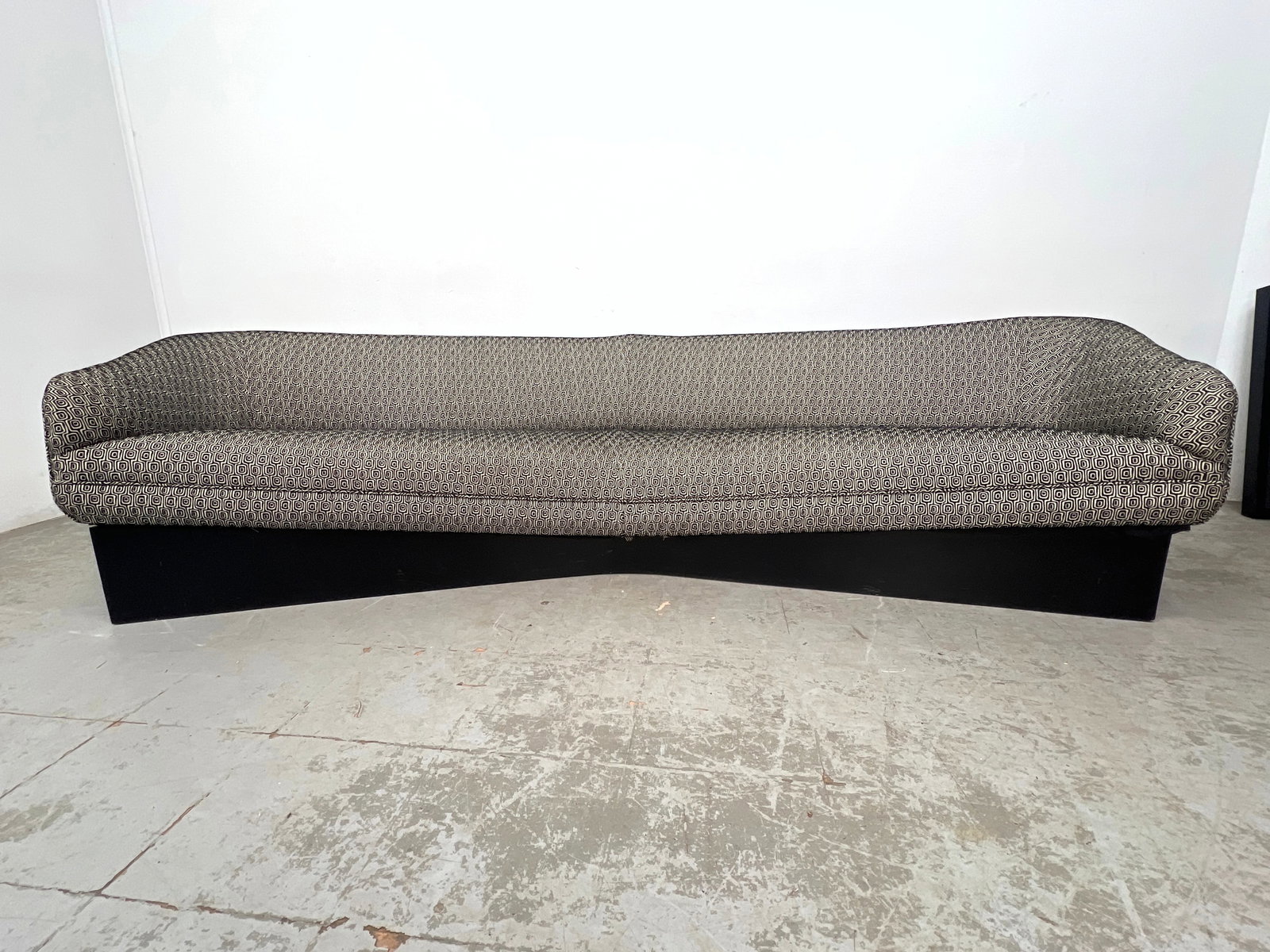 Adrian Pearsall Attributed Cloud Sofa. Angled form on platform base. Quality construction. Vintage M - 10