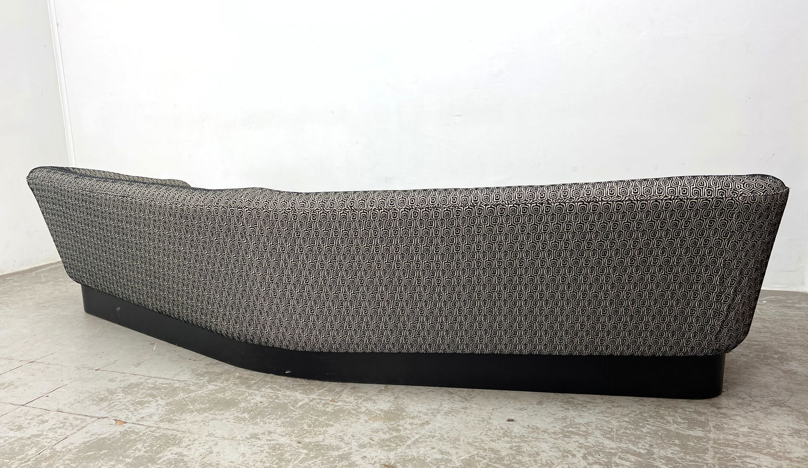 Adrian Pearsall Attributed Cloud Sofa. Angled form on platform base. Quality construction. Vintage M - 2