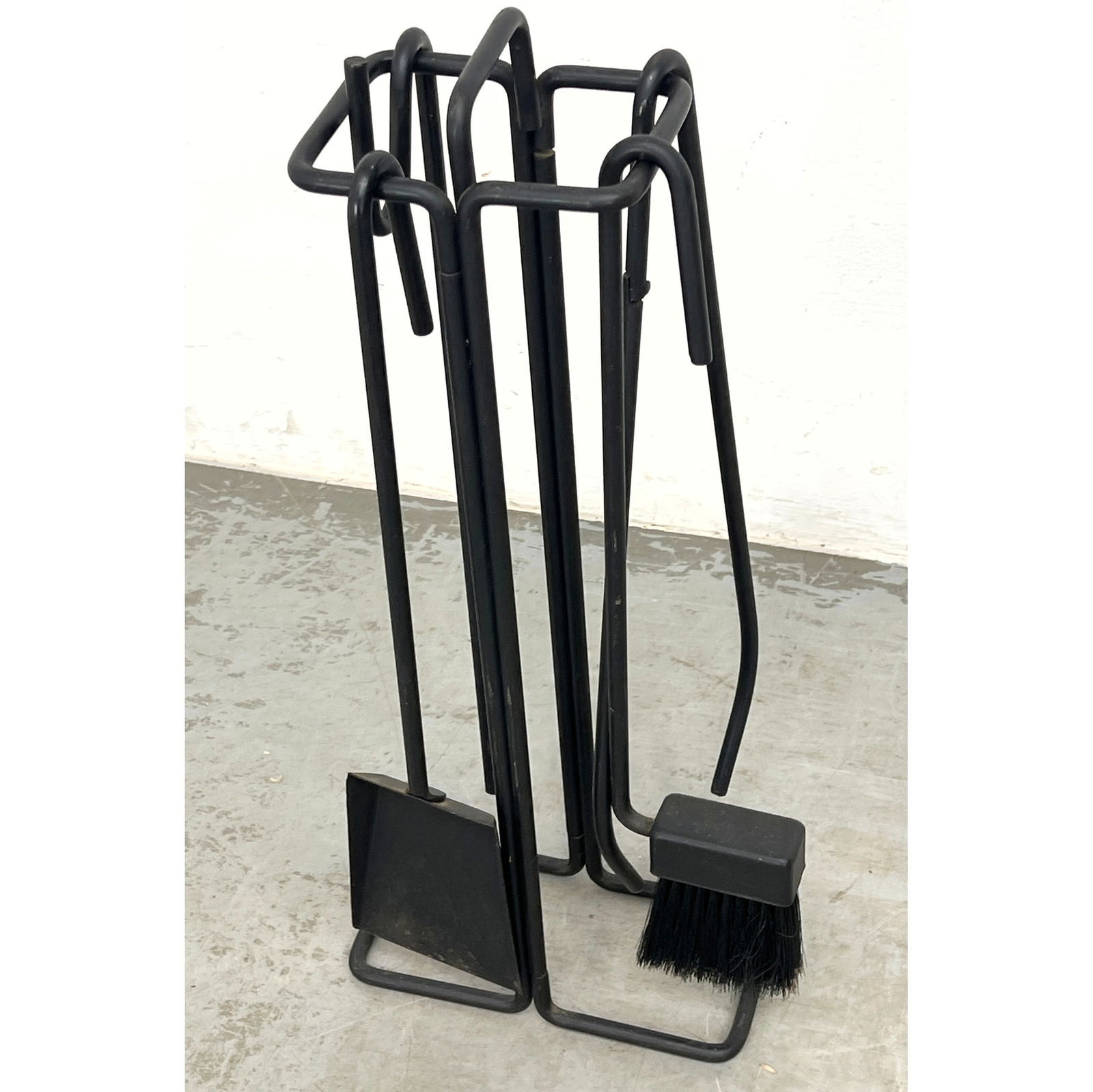 Black Hairpin Iron Set Fireplace Tools on Stylish Stand. Modernist.: Black Hairpin Iron Set Fireplace Tools on Stylish Stand. Modernist. Dimensions: Height: 27 inches, Width: 11 inches, Depth: 5.5 inches. ---