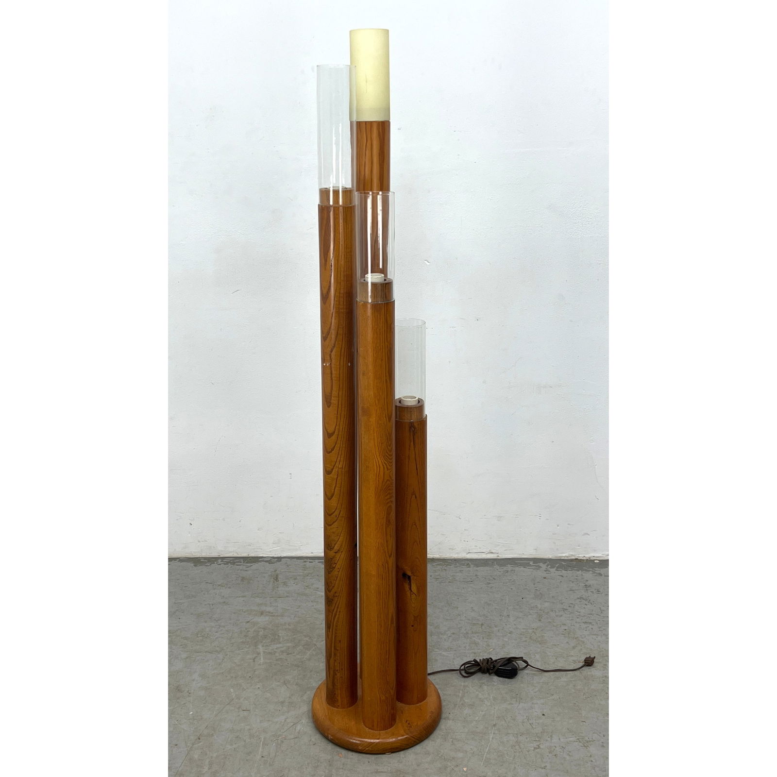 Vintage Mid Century Modern Oak Column Floor Lamp, Glass Cylinder shades.: Vintage Mid Century Modern Oak Column Floor Lamp, Glass Cylinder shades. Dimensions: Height: 61 inches, Width: 12 inches, Depth: 12 inches. ---