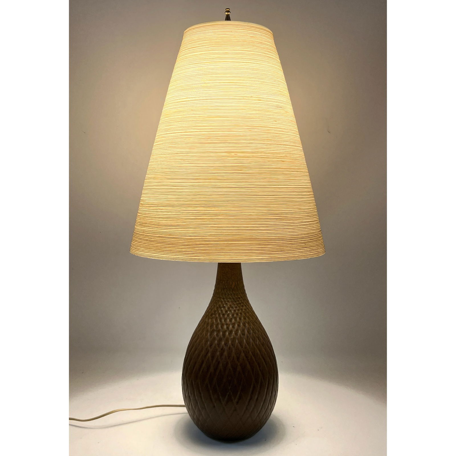 Lotte and Gunnar Bostlund Lotte Table lamp. Brown Glaze on incised Diamond Quilted Pattern. Original (1 of 15)