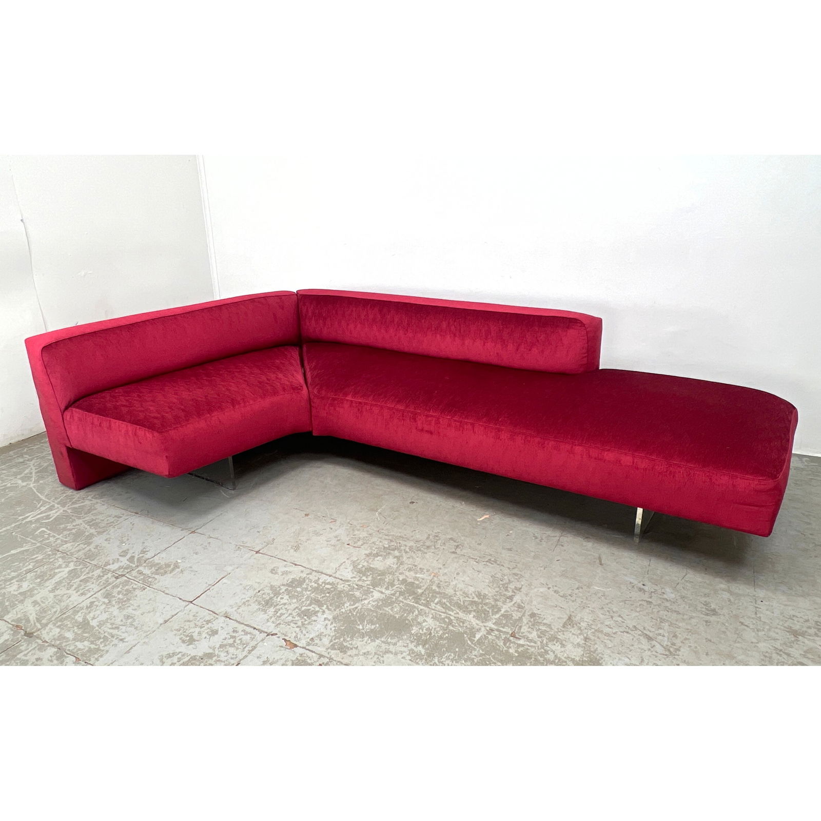 Vladimir Kagan attributed Mid Century Modern 2 Part Corner Sofa Couch. (1 of 14)