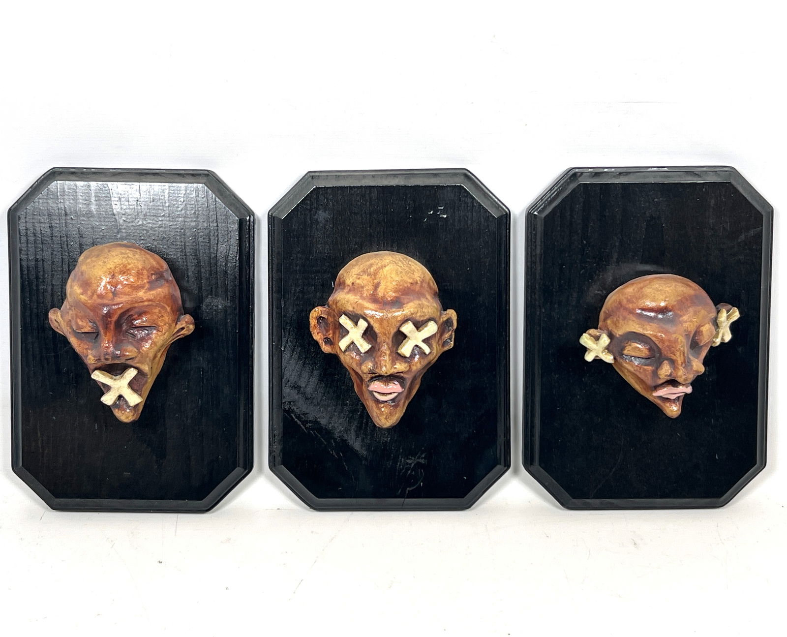 Kyle Peterson - Hear No Evil, See No Evil, Speak No Evil ceramic pieces on wood Kyle Peterson of Spo: Kyle Peterson - Hear No Evil, See No Evil, Speak No Evil ceramic pieces on wood Kyle Peterson of Spokane Washington. Each one is signed on the back. Purchased from the artist Dimensions: Height: