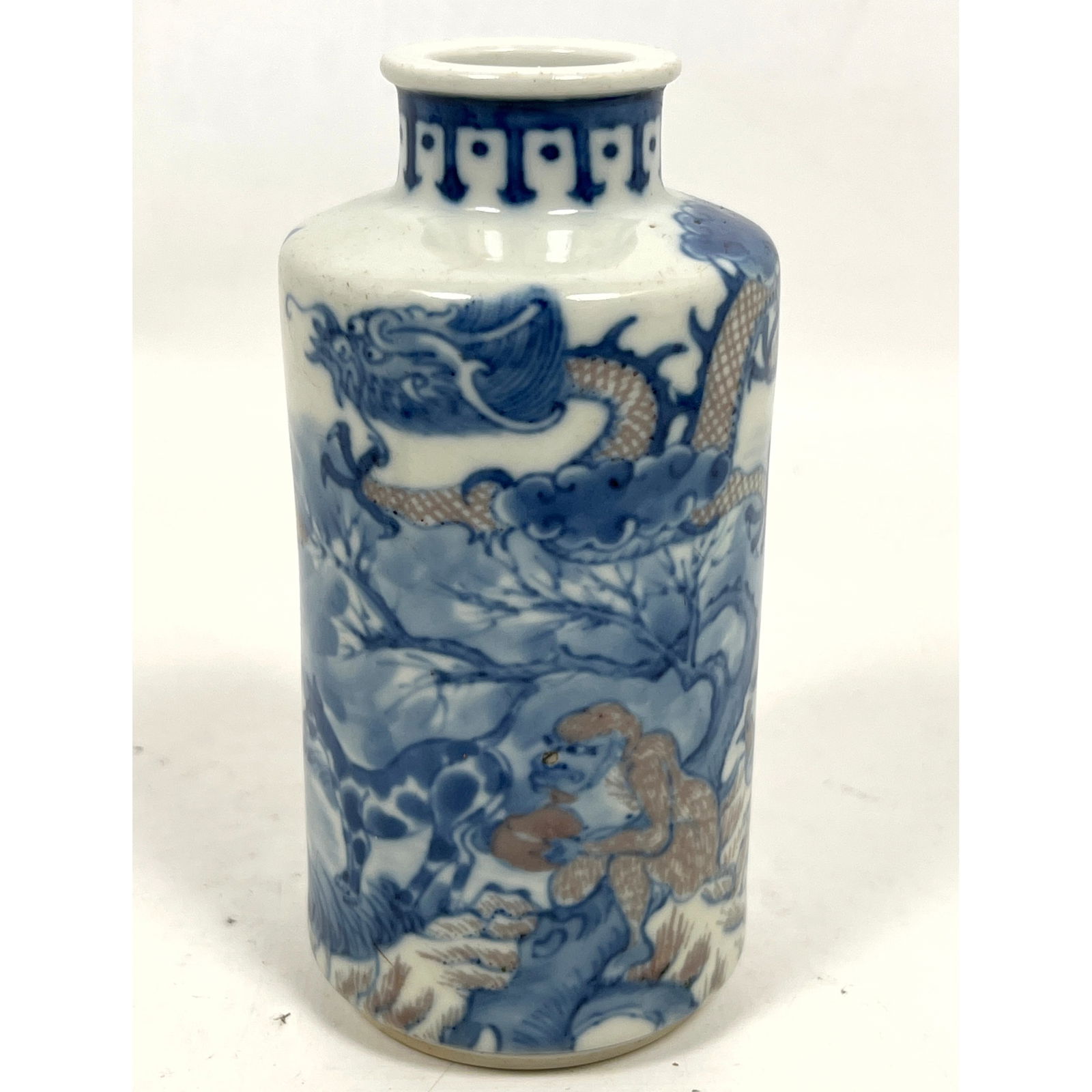 Chinese underglaze blue and iron-red porcelain bottle vase of cylindrical form (1 of 11)