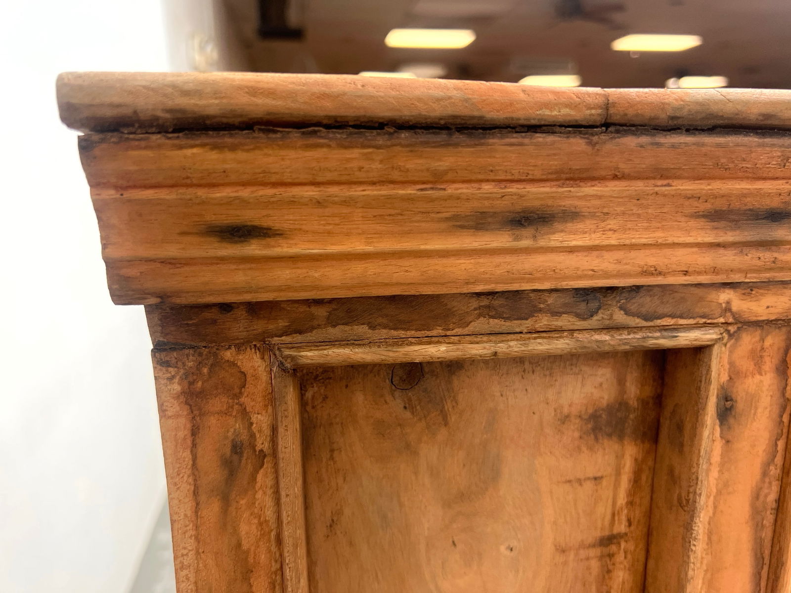 Rustic Style Pine Storage Display Cabinet. Single door. - 7