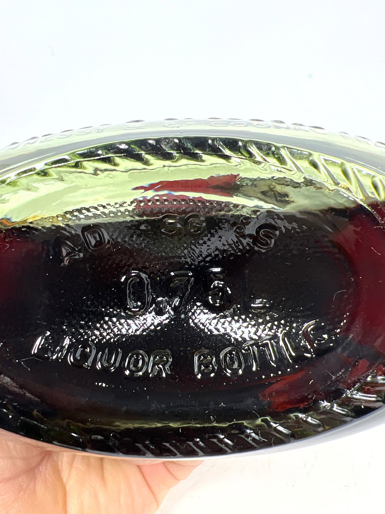 Hennessy Le Paradis Cognac. Original fitted box. - 7