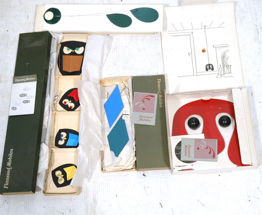 4pc FLENSTED Mobiles. New. Still in Box. Lot Incl: 4pc FLENSTED Mobiles. New. Still in Box. Lot Includes: Colorful Diamond shaped paddles; Your Dog friend Oscar; etc. -- Dimensions: --- US Shipping charge: $28
