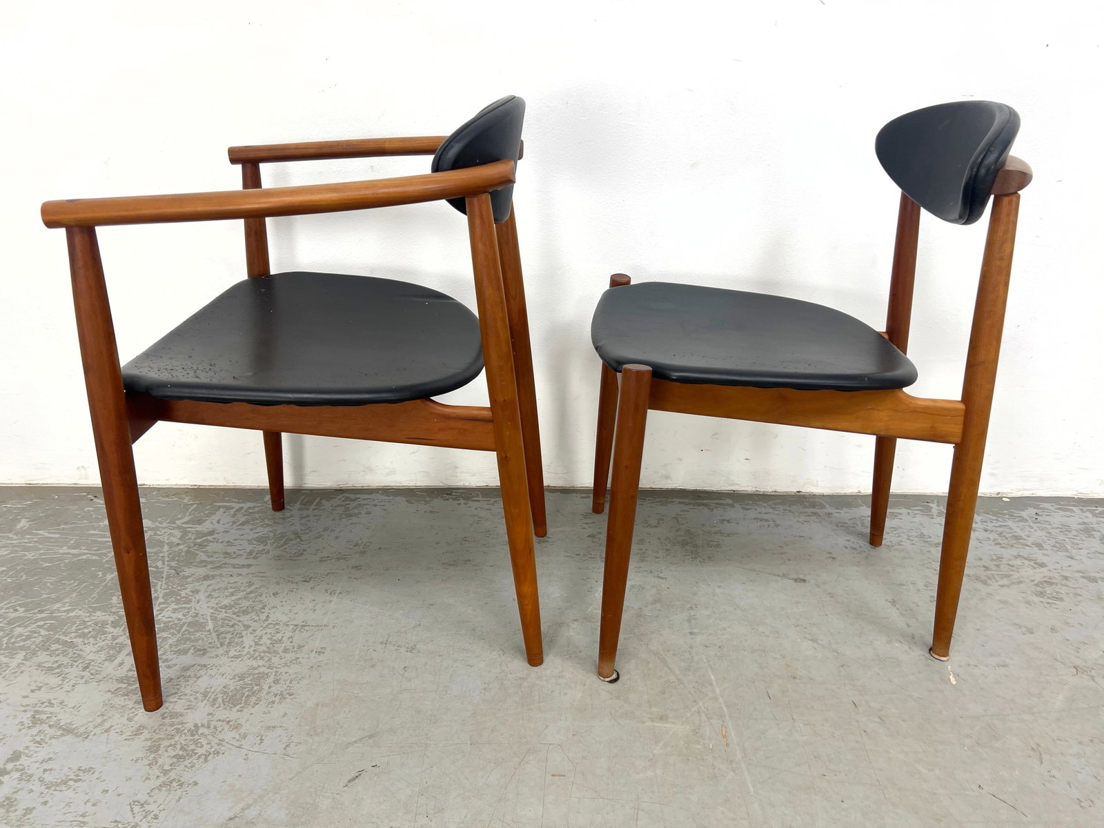 Set 4 Thomas Moser Studio Made Chairs. Signed and Dated 2017. - 13