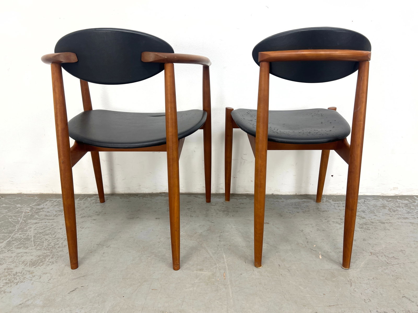 Set 4 Thomas Moser Studio Made Chairs. Signed and Dated 2017. - 6