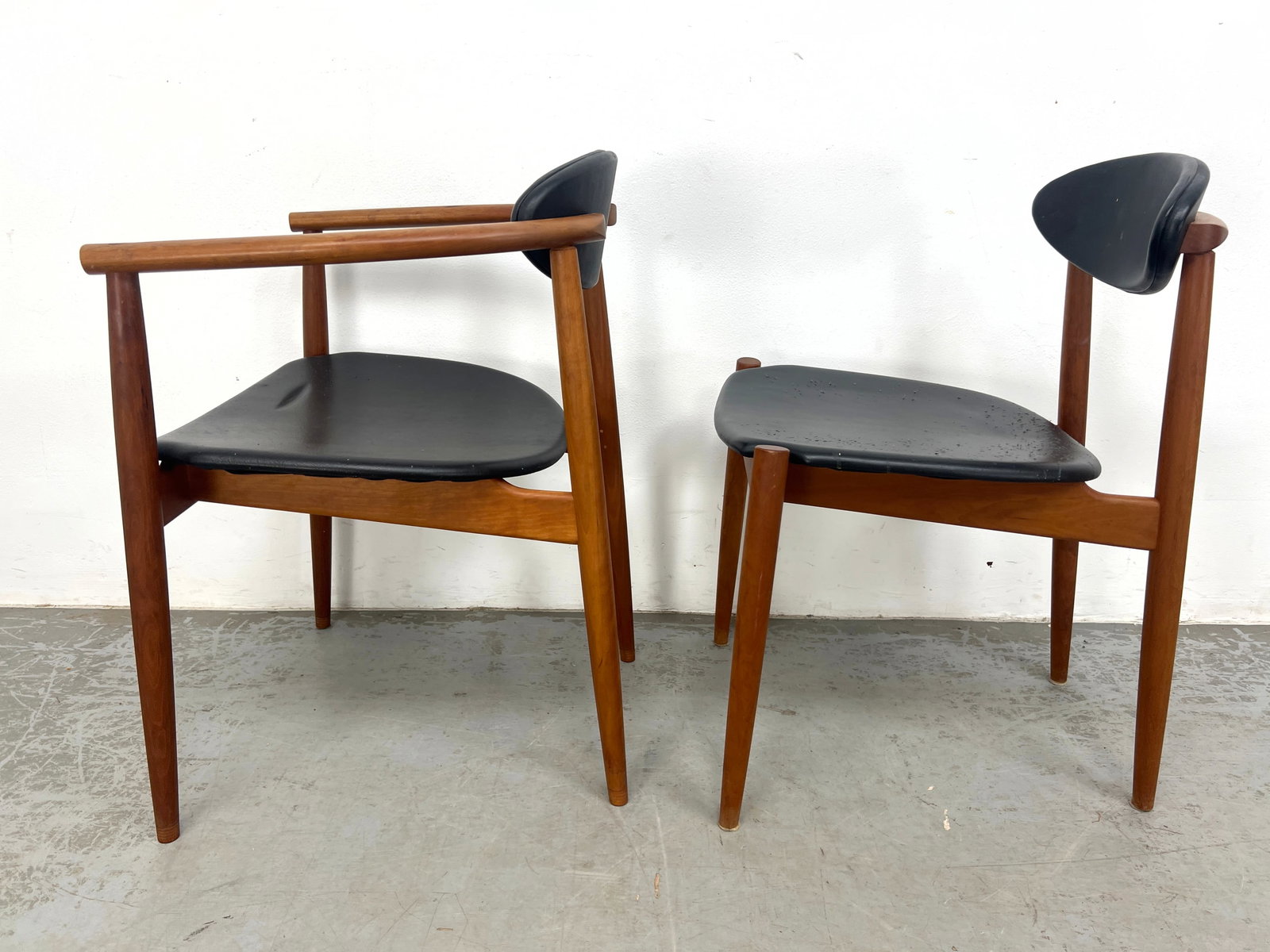 Set 4 Thomas Moser Studio Made Chairs. Signed and Dated 2017. - 7