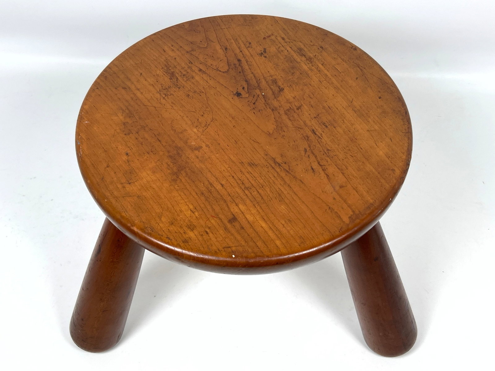 Country Rustic 3 Leg Low Stool. - 2