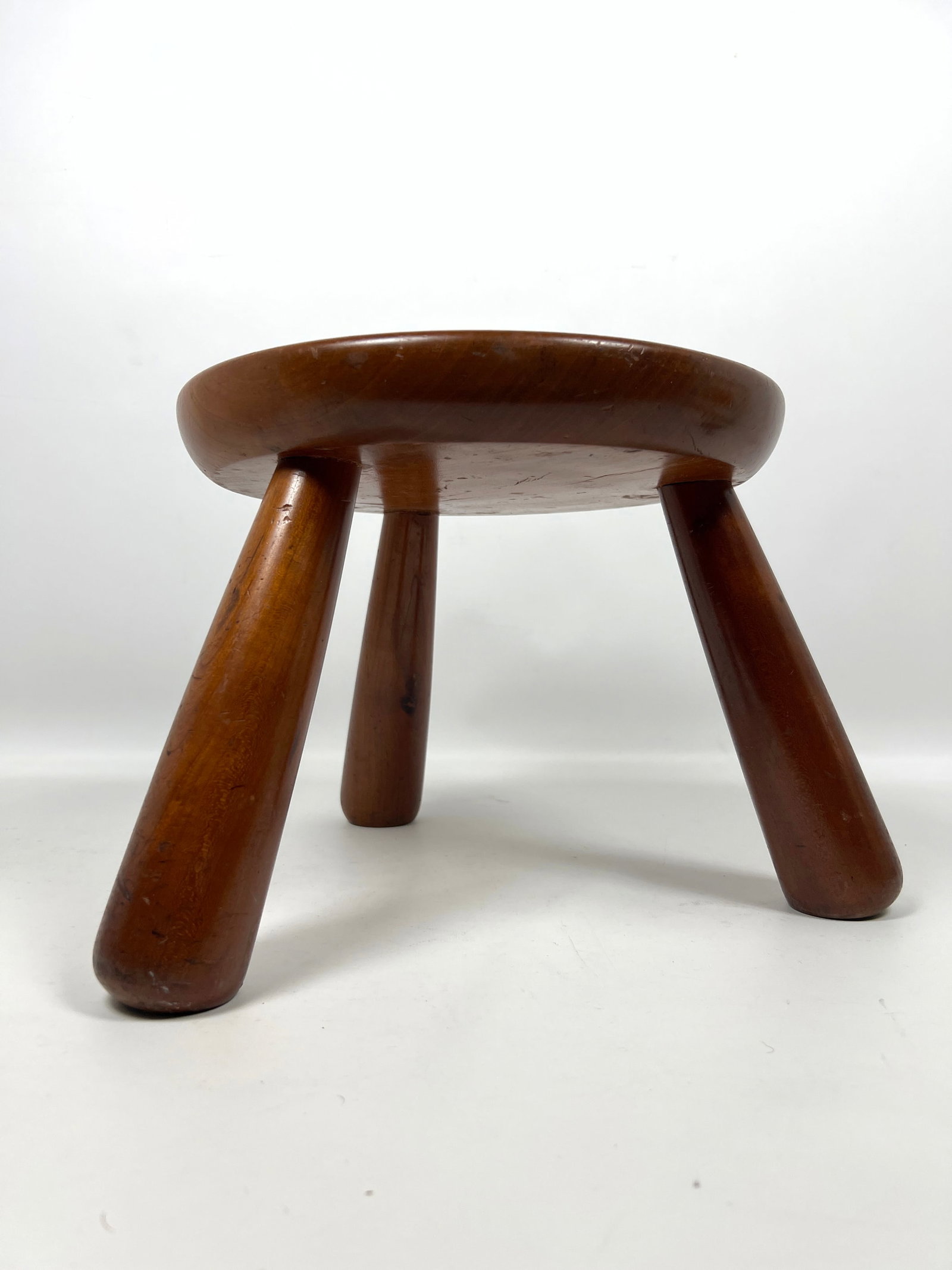 Country Rustic 3 Leg Low Stool. - 5
