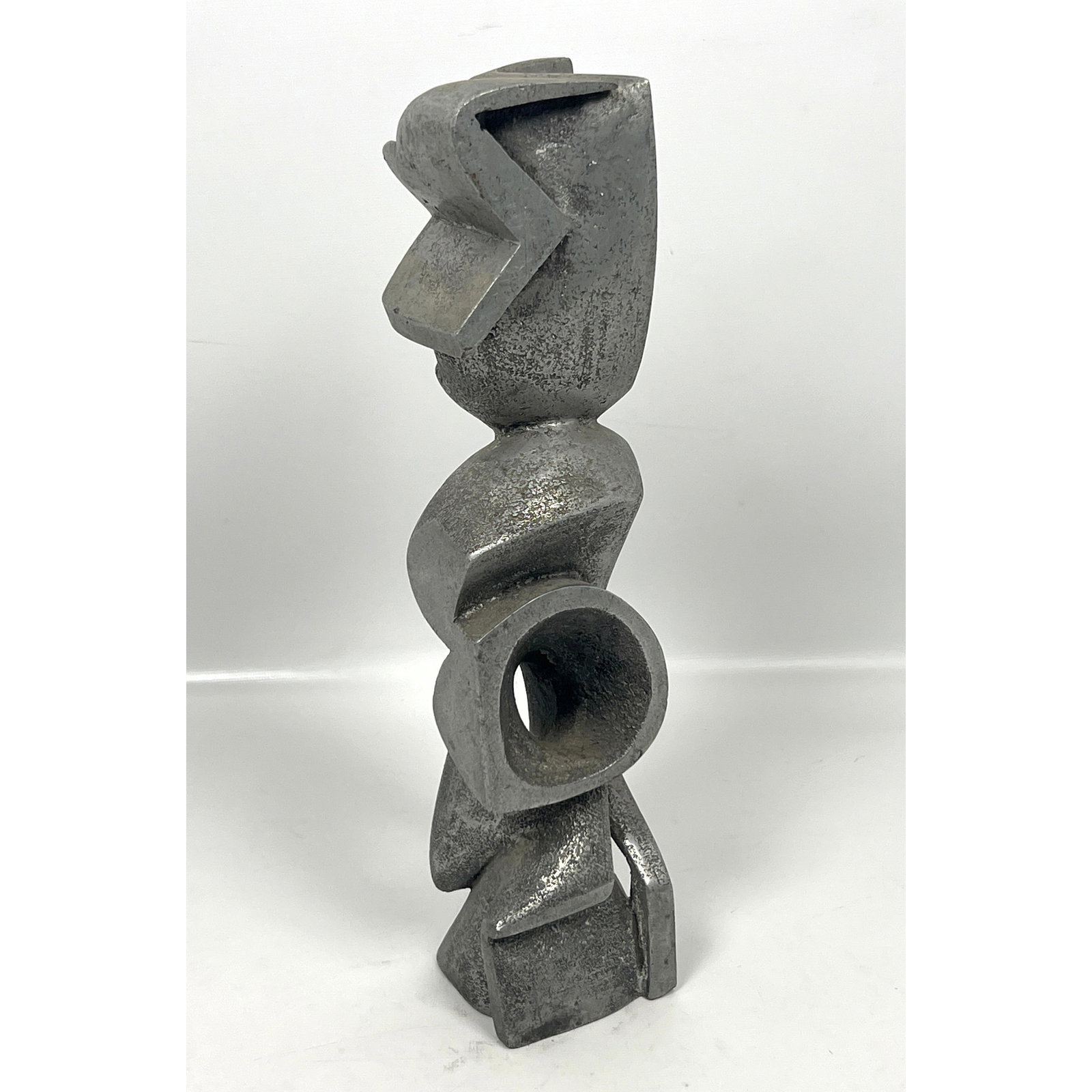 Horton 72 Mid Century Modern Abstract Aluminum Totem Sculpture. (1 of 11)