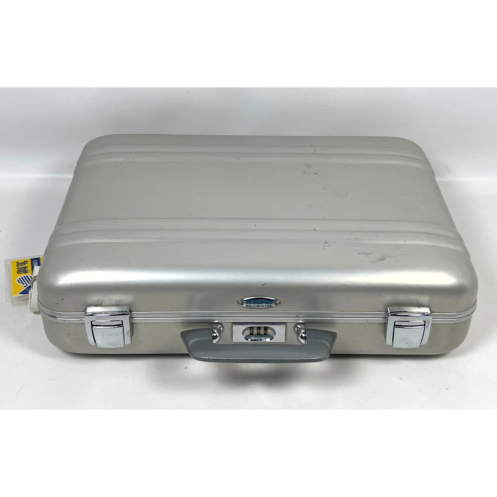 ZERO Halliburton Metal Briefcase fitted for Camera Equipment. (1 of 10)