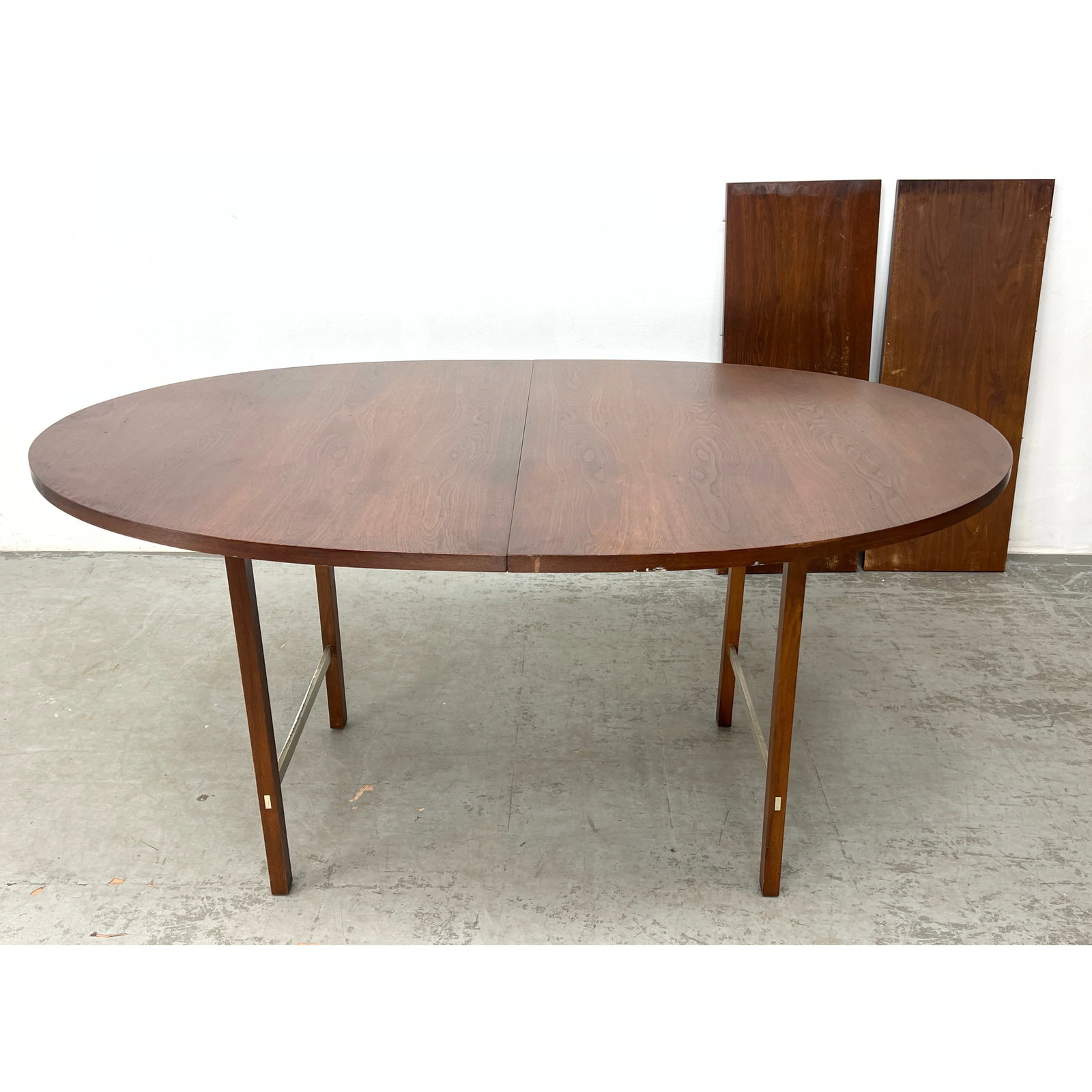 Vintage Mid Century Modern Paul McCobb Calvin Group Dining Table with 2 Leaves (1 of 9)