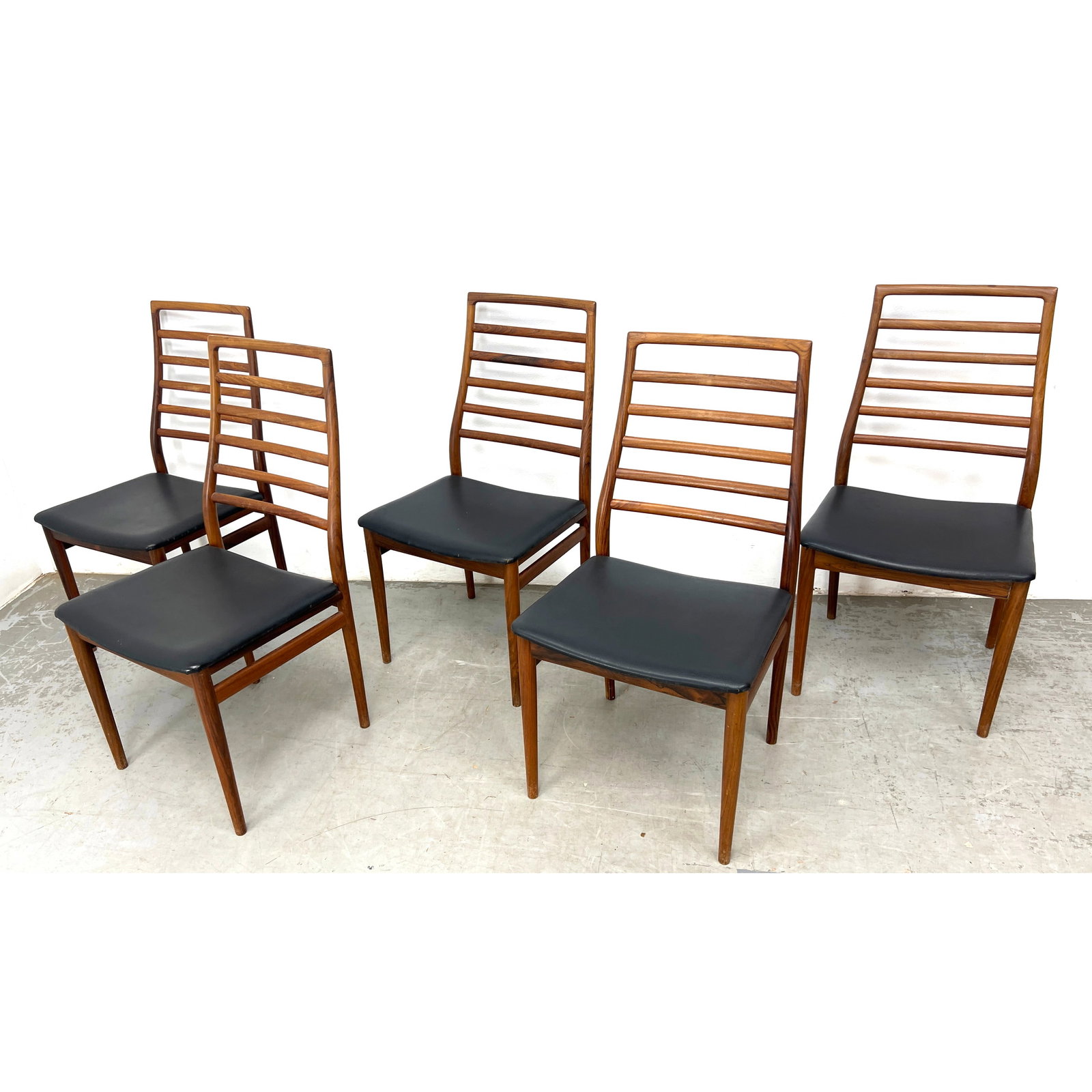 Set of 5 Danish Modern Moller style Dining Chairs. Light rosewood.: Set of 5 Danish Modern Moller style Dining Chairs. Light rosewood. Dimensions: Height: 37.5 inches, Width: 35 inches, Depth: 19 inches. - Seat Height: 17 inches ---