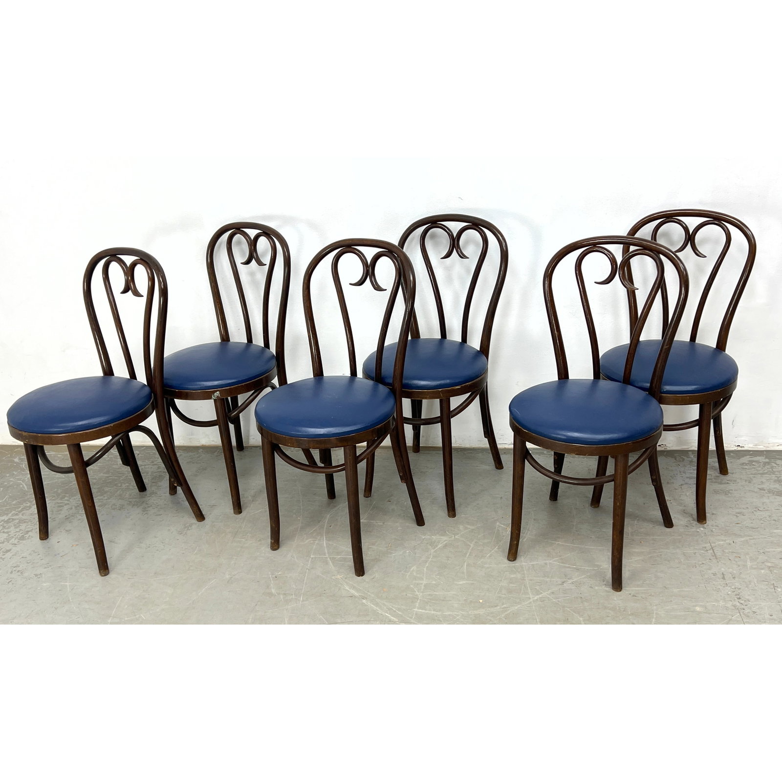 Set 6 Thonet style Bentwood Cafe Dining Chairs. Made in Romania. (1 of 14)