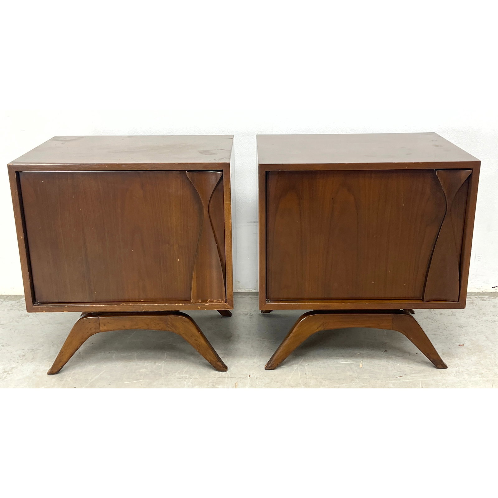 Pair 50s Mid Century Modern Side Table Nightstands Made in Brooklyn (1 of 13)
