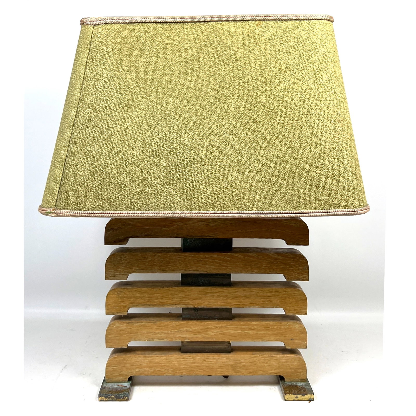 Mid Century Modern Robsjohn Gibbings style Table Lamp. 5 stacked horizontal oak slats. Brass mounts. (1 of 12)