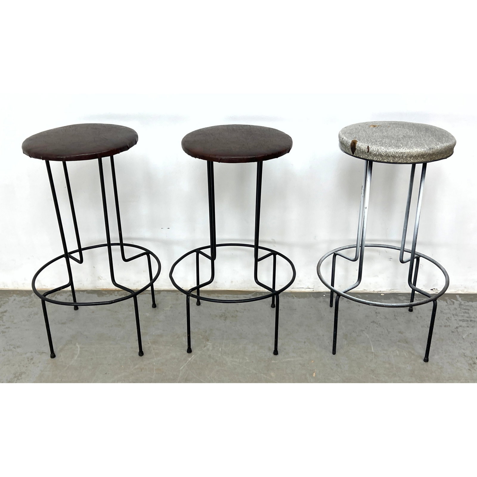 Set 3 Vintage Richard Tuttle bar stools. Iron frame.: Set 3 Vintage Richard Tuttle bar stools. Iron frame. Dimensions: Height: 30 inches, Width: 18.25 inches, Depth: 18.25 inches. ---