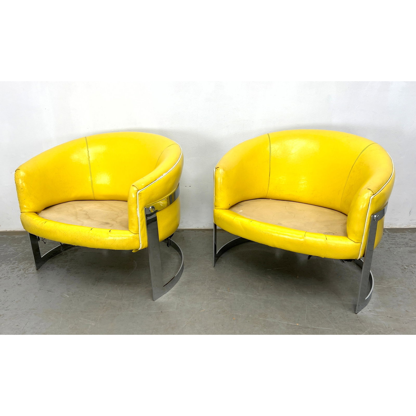Pair Baughman Style Flat Chrome Lounge Chairs. (1 of 14)