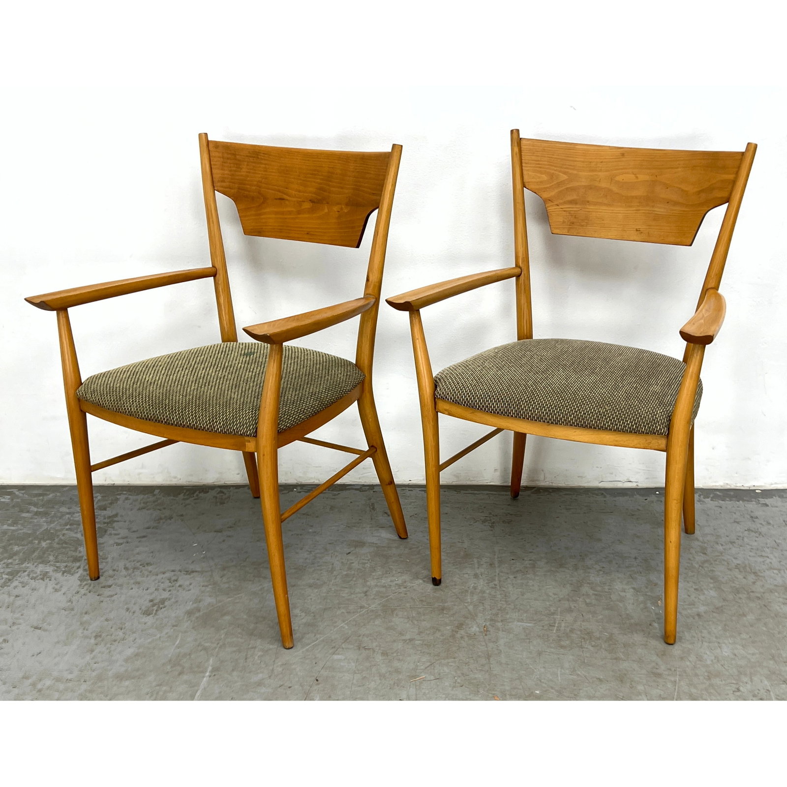 Pair Paul McCobb for the Winchendon Arm Chairs. Perimeter Group.: Pair Paul McCobb for the Winchendon Arm Chairs. Perimeter Group. Dimensions: Height: 35 inches, Width: 23 inches, Depth: 21 inches. - Seat Height: 18 inches ---