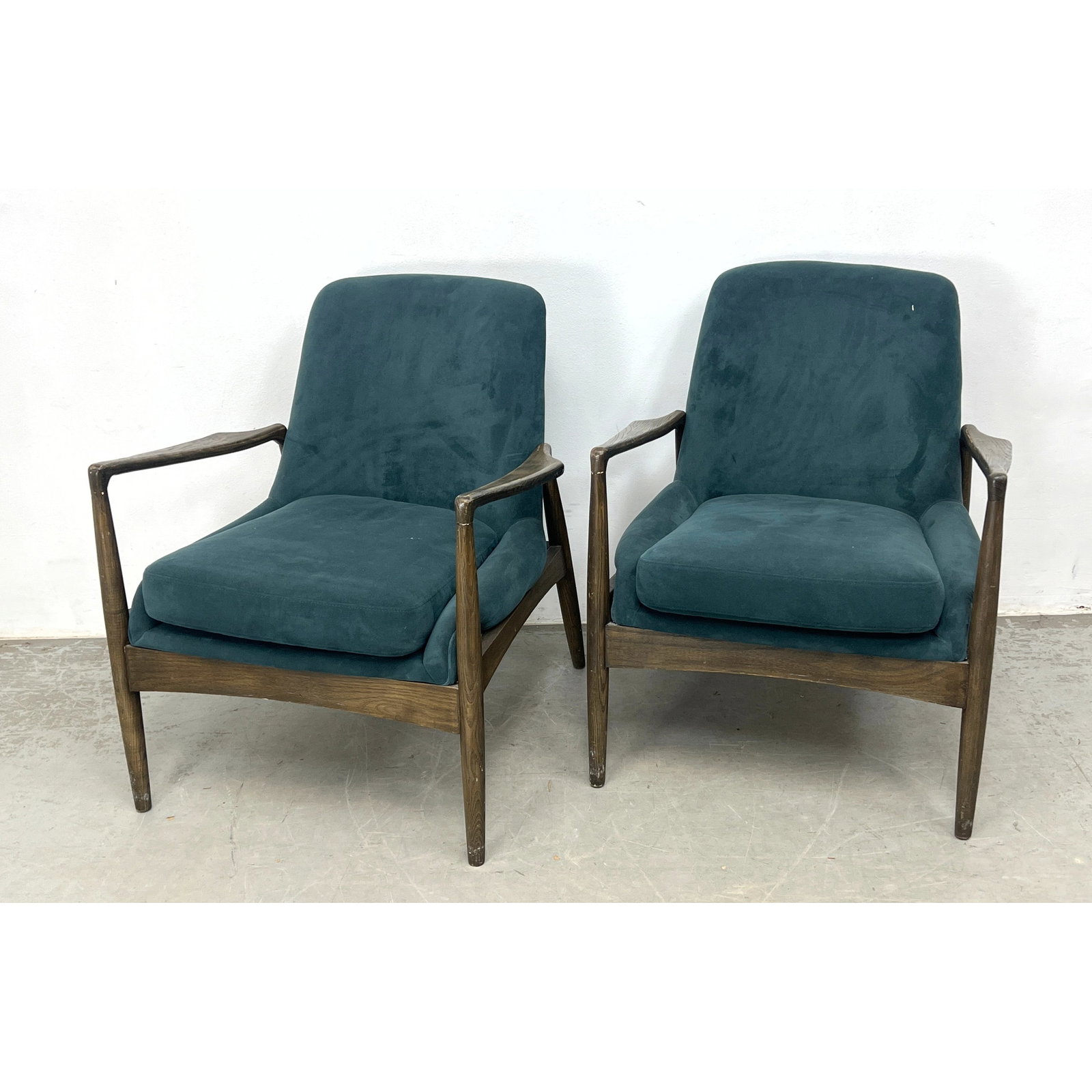 Pair Four Hands Braden Accent Lounge Chairs. (1 of 8)