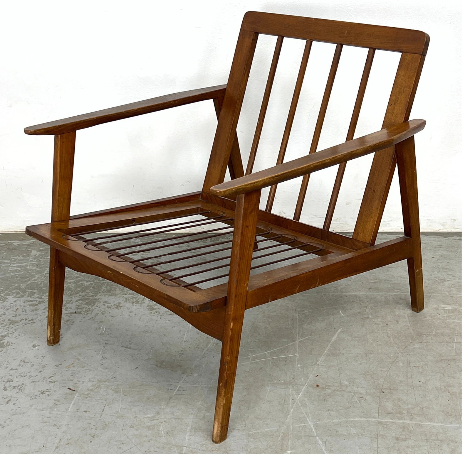 Mid Century Modern Lounge Chair with No Cushions.: Mid Century Modern Lounge Chair with No Cushions. Dimensions: Height: 26.5 inches, Width: 25.5 inches, Depth: 29 inches. - Seat Height: 12.5 inches ---
