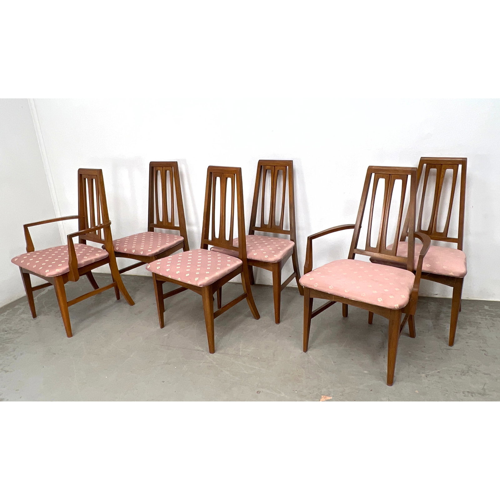 Set 6 Young Manufacturing Dining Chairs. American Modern.: Set 6 Young Manufacturing Dining Chairs. American Modern. Dimensions: Height: 38.5 inches, Width: 23 inches, Depth: 21 inches. - Seat Height: 18 inches ---