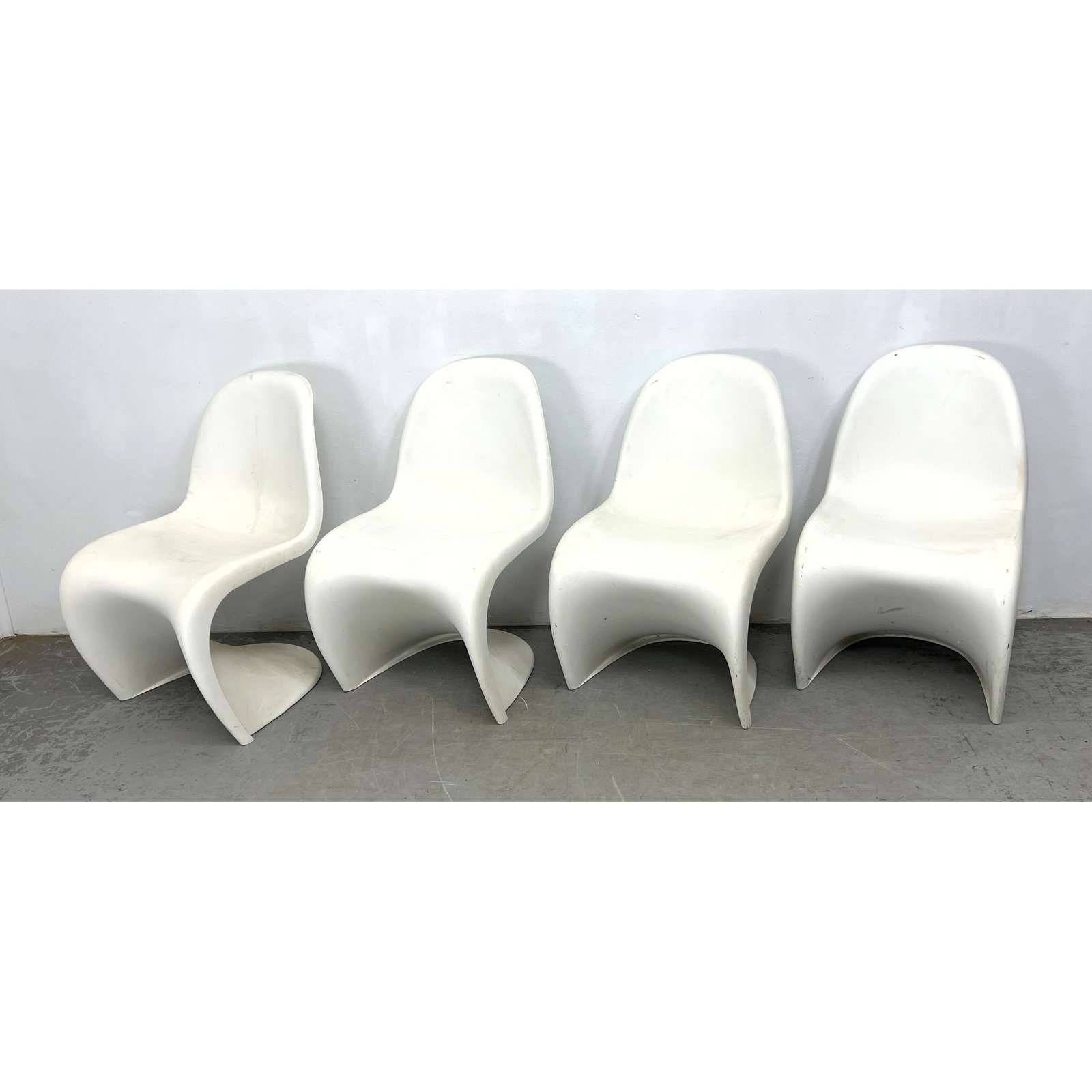 Set 4 Verner Panton Style S Dining Chairs. unmarked. (1 of 6)