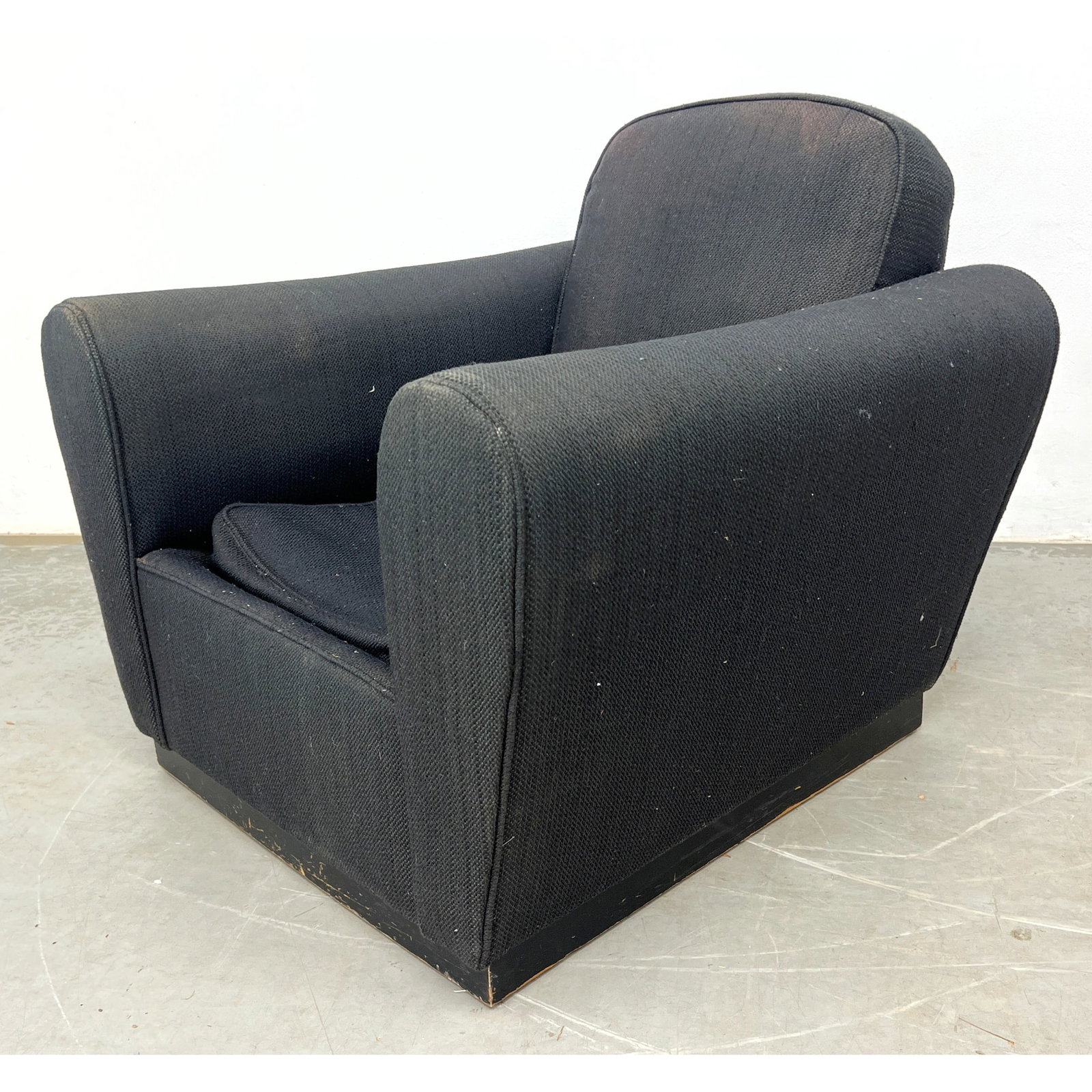Art Deco Style Club Lounge Chair. Low-profile design with wide rounded arms and an arched backrest: Art Deco Style Club Lounge Chair. Low-profile design with wide rounded arms and an arched backrest Dimensions: Height: 30 inches, Width: 31.5 inches, Depth: 33.5 inches. - Seat Height: 12 inches ---