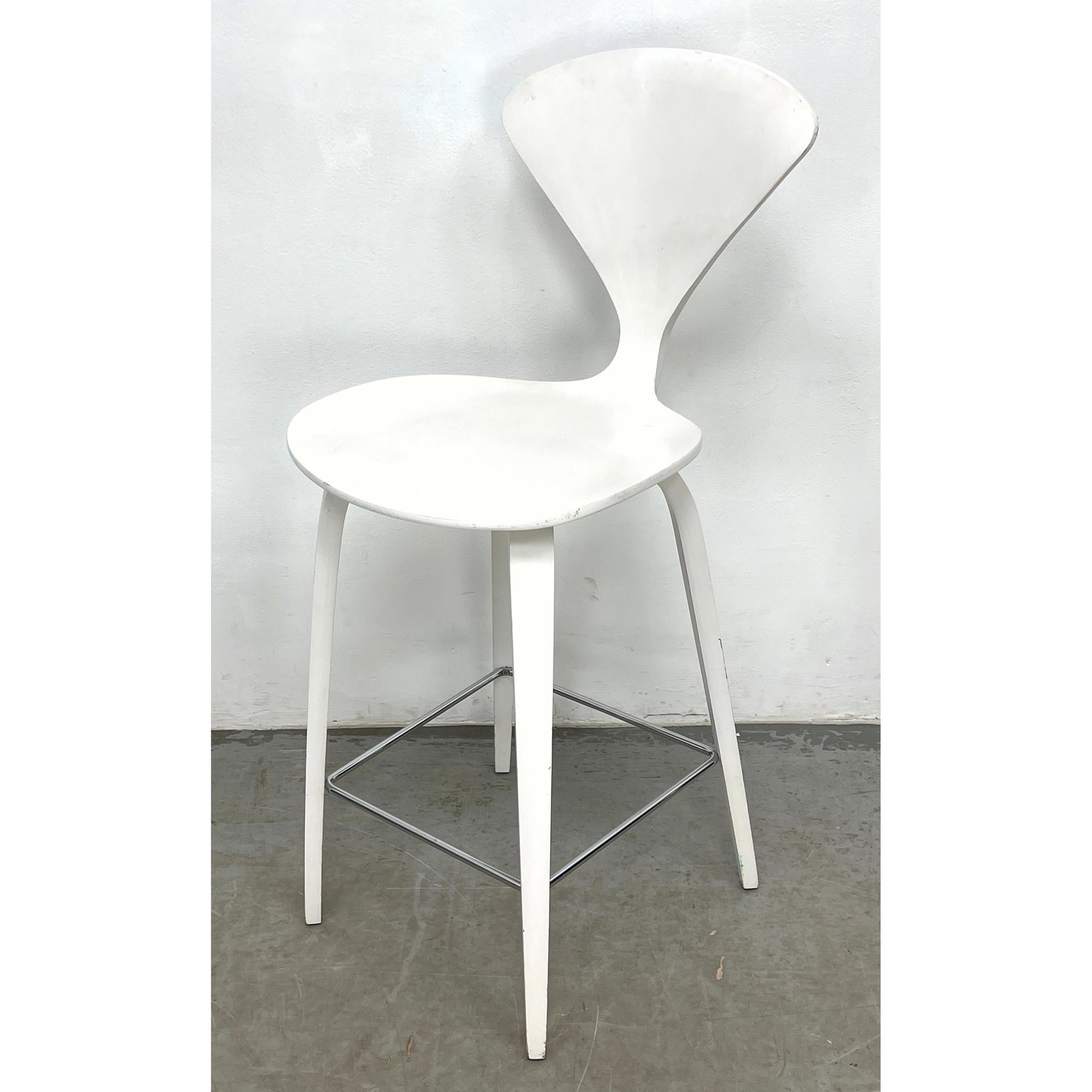 Mid Century Design Norman Cherner Barstool, Marked: Mid Century Design Norman Cherner Barstool, Marked Dimensions: Height: 39.5 inches, Width: 17 inches, Depth: 18 inches. - Seat Height: 24.75 inches ---